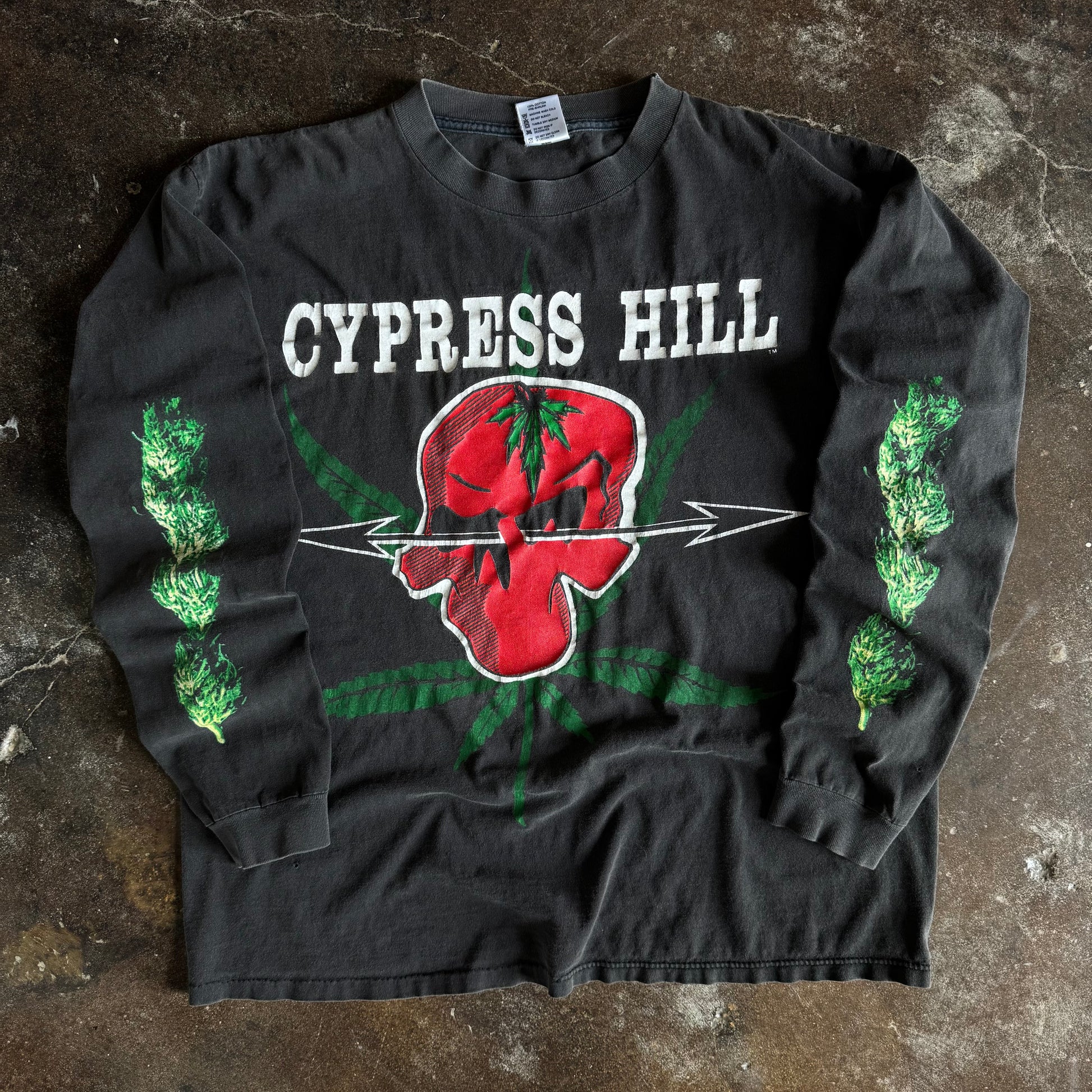 90’s Cypress Hill Marijuana Leaf Band Longsleeve (XL)