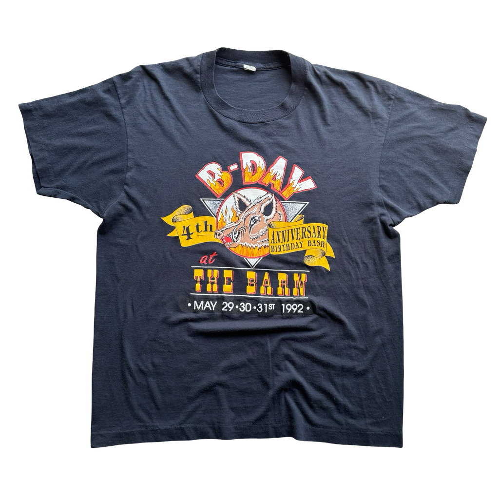 90’s The Barn Hog Flame Biker Bar Tee Size XL