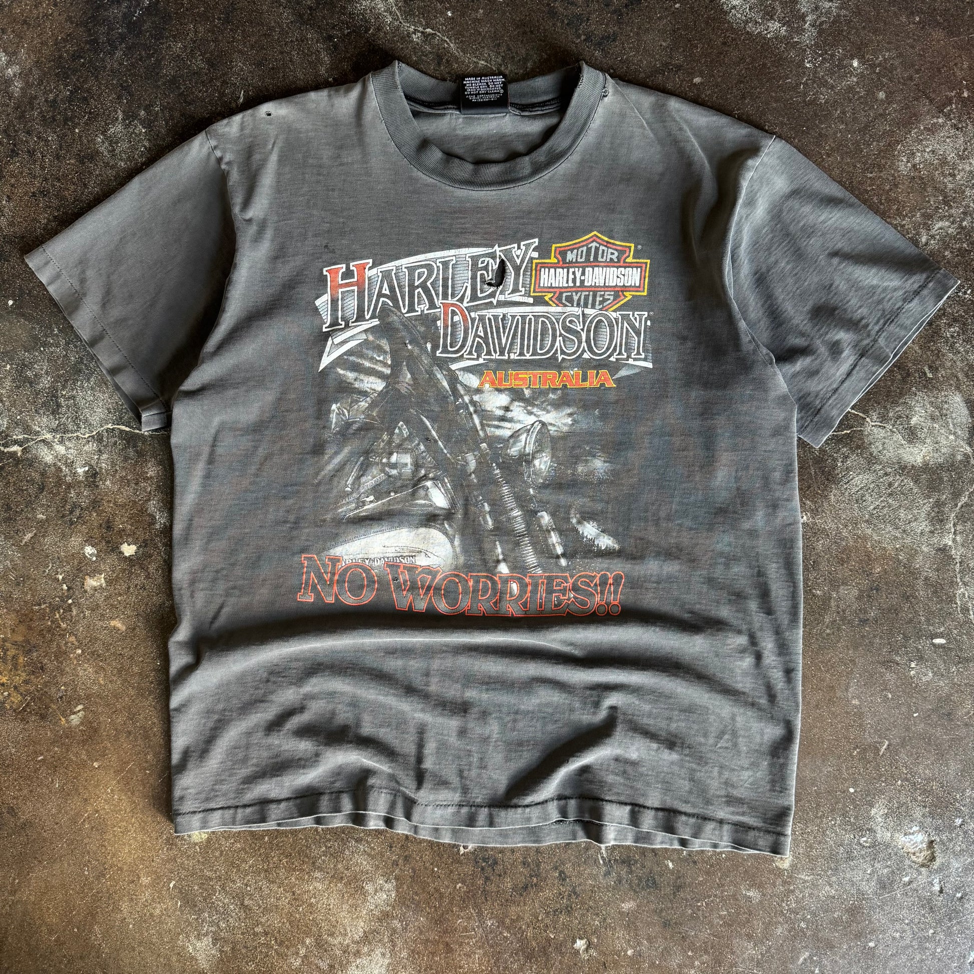 90’s Harley “No Worries” Australia Sun Faded Tee (L)