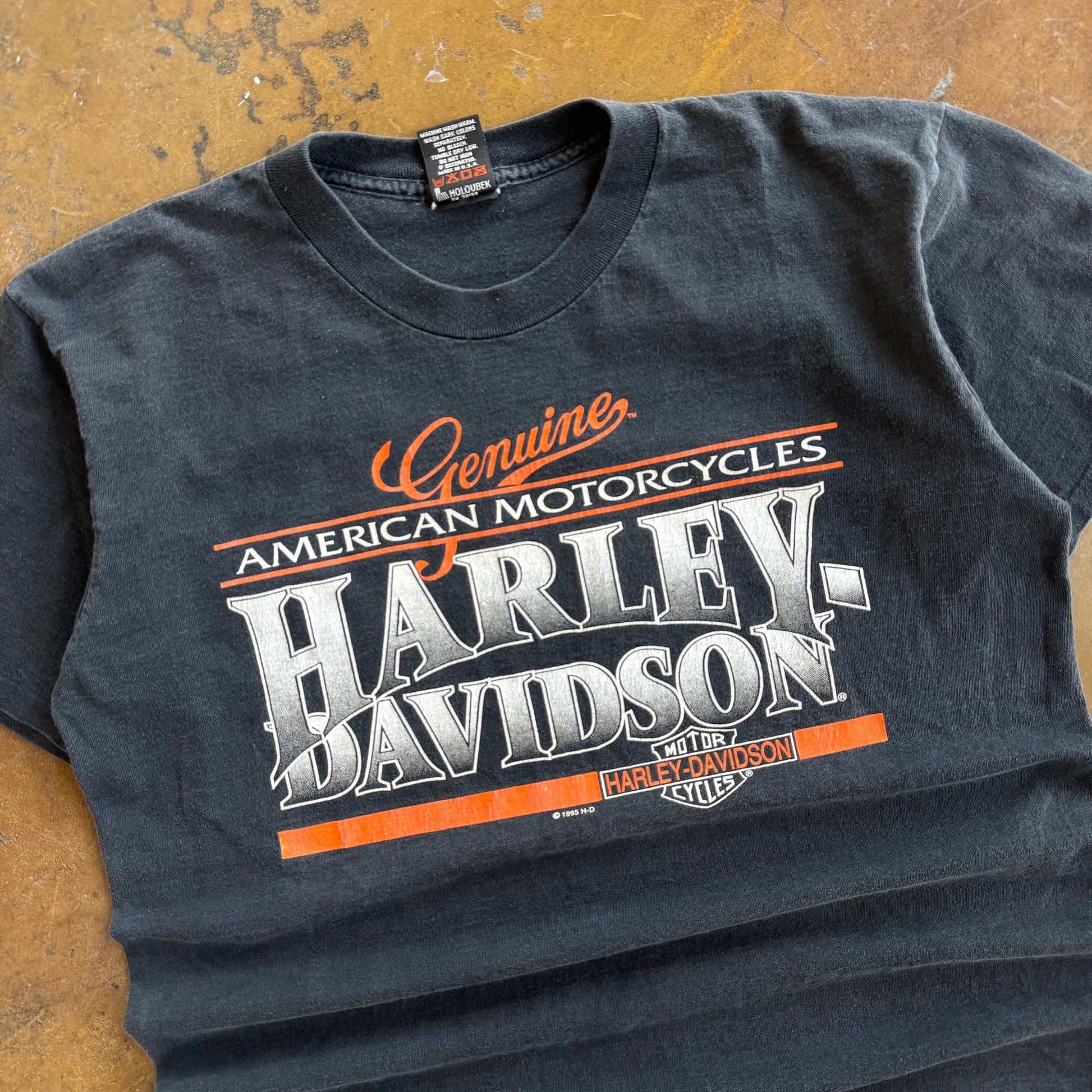 90’s Harley Davidson Genuine Spellout Tee (L)