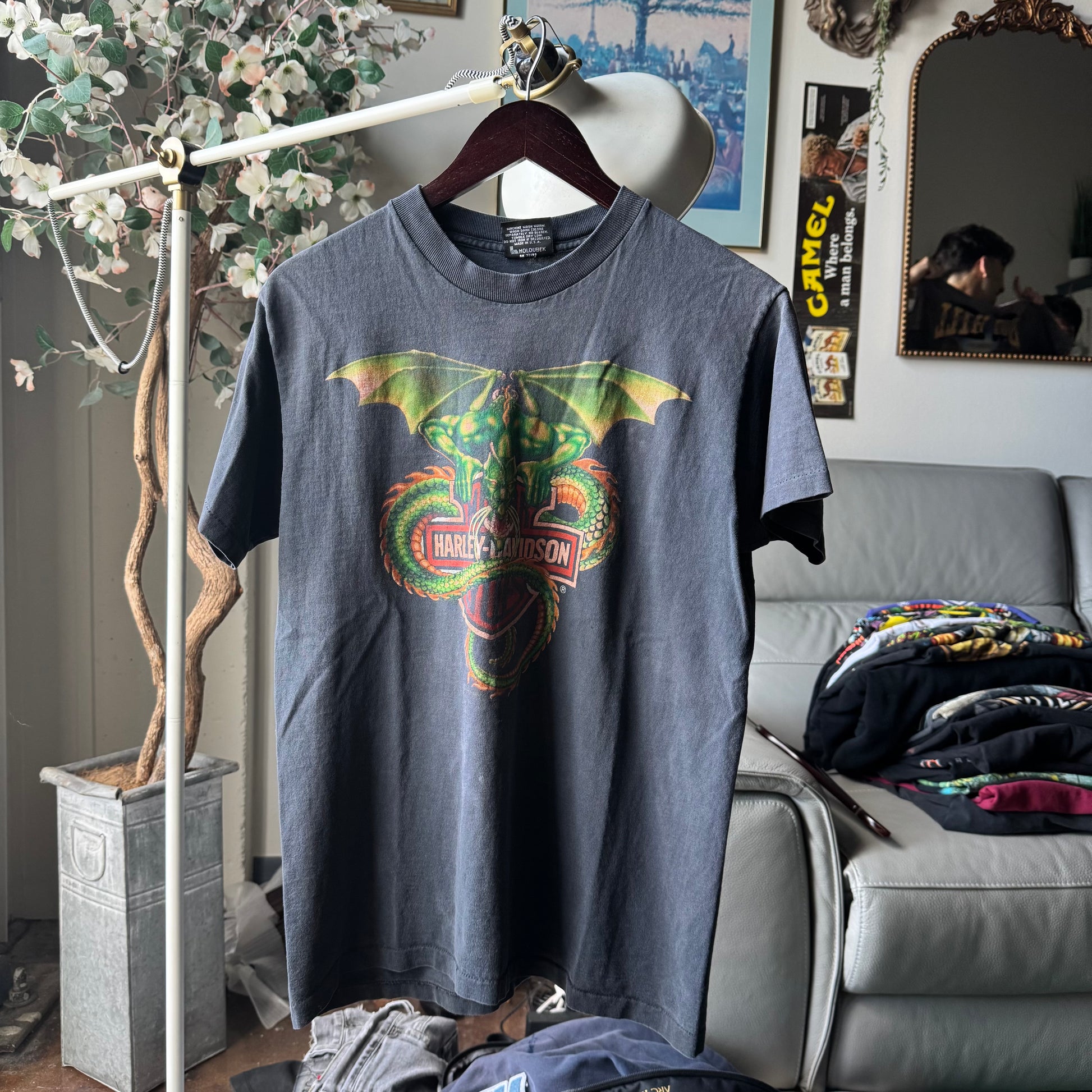 90’s Harley Davidson Gargoyle Emblem Sun Faded Tee Size M