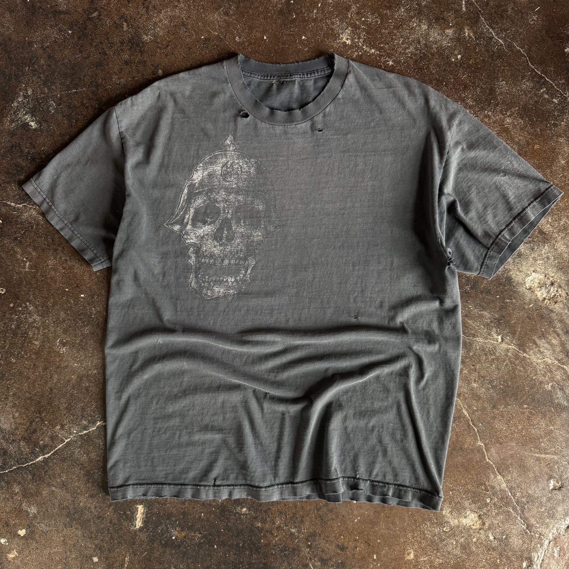 Y2K Metal Mulisha Helmet Skull Sun Faded Tee (XL)