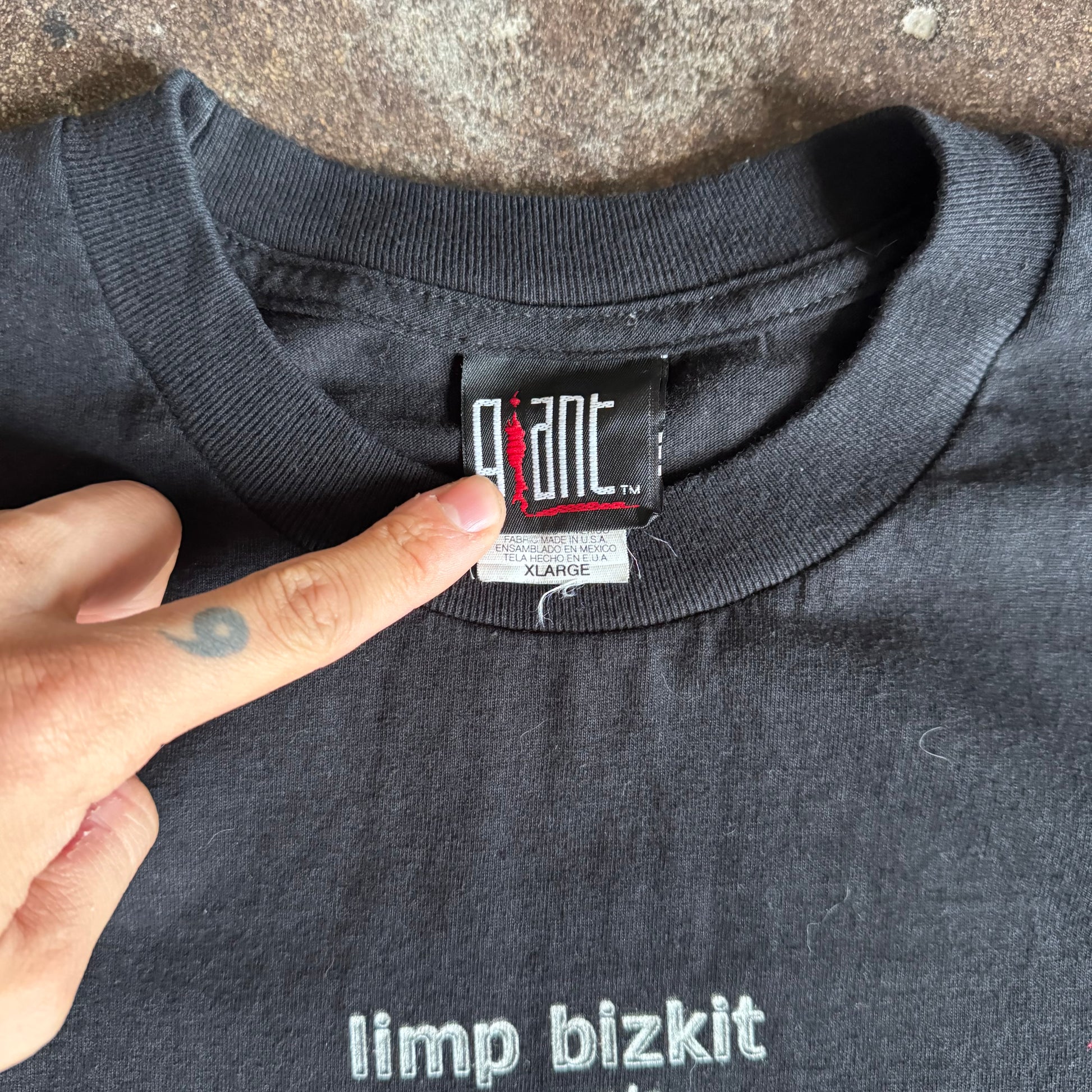 90’s Limp Bizkit “Hot Dog Flavored Water” Band Tee (XL)