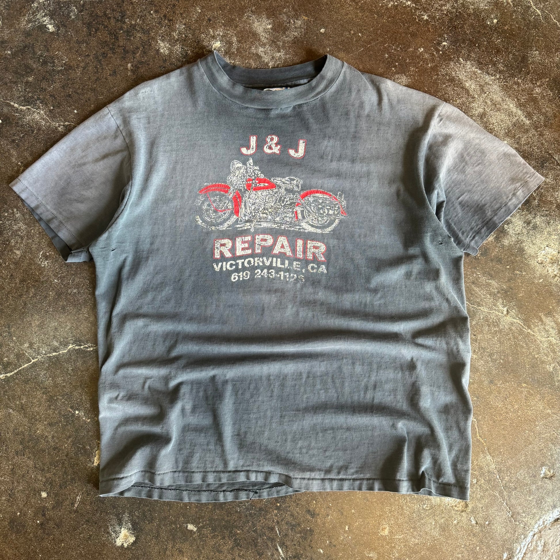 80’s Sun Faded J&J Motorcycle Repair CA Shop Tee (XL)