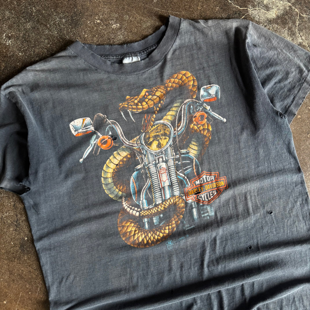 90’s Harley Snake 3D Emblem Faded Tee (L)