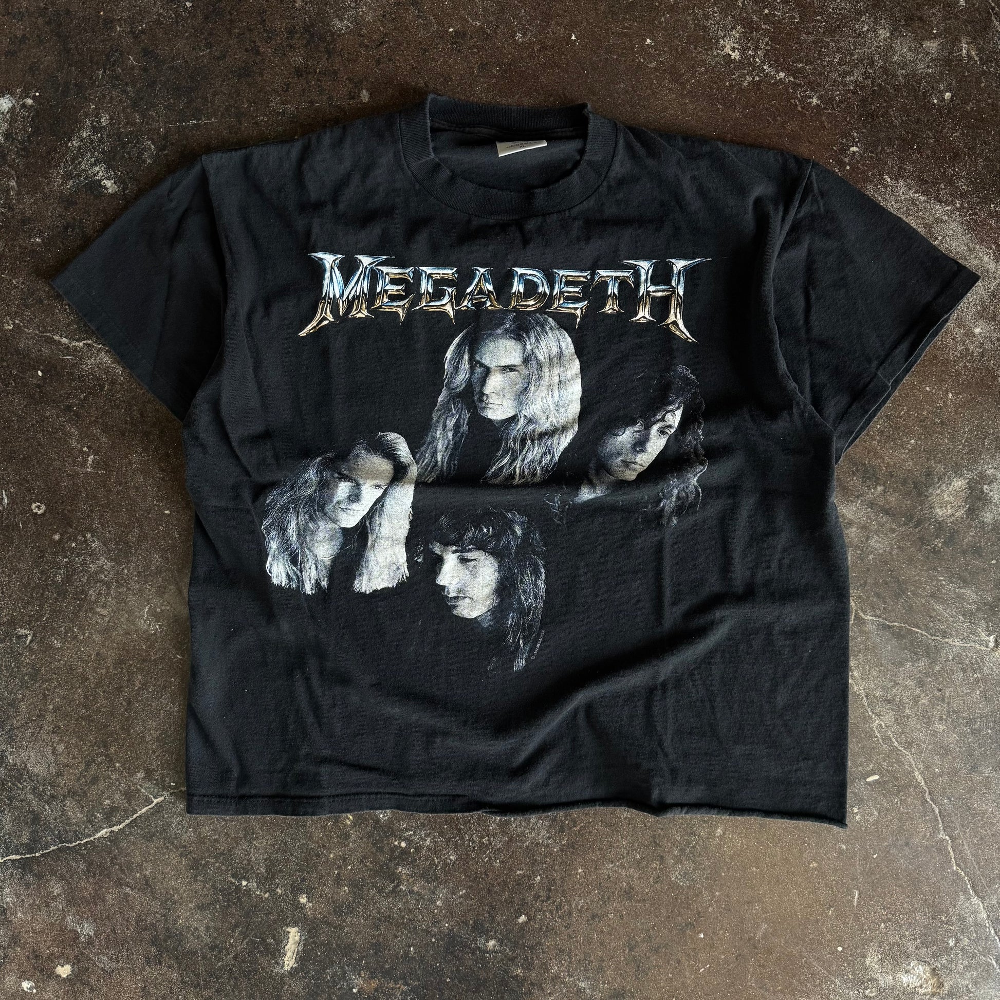 90’s Megadeth Countdown to Extinction Band Tee (L/XL)