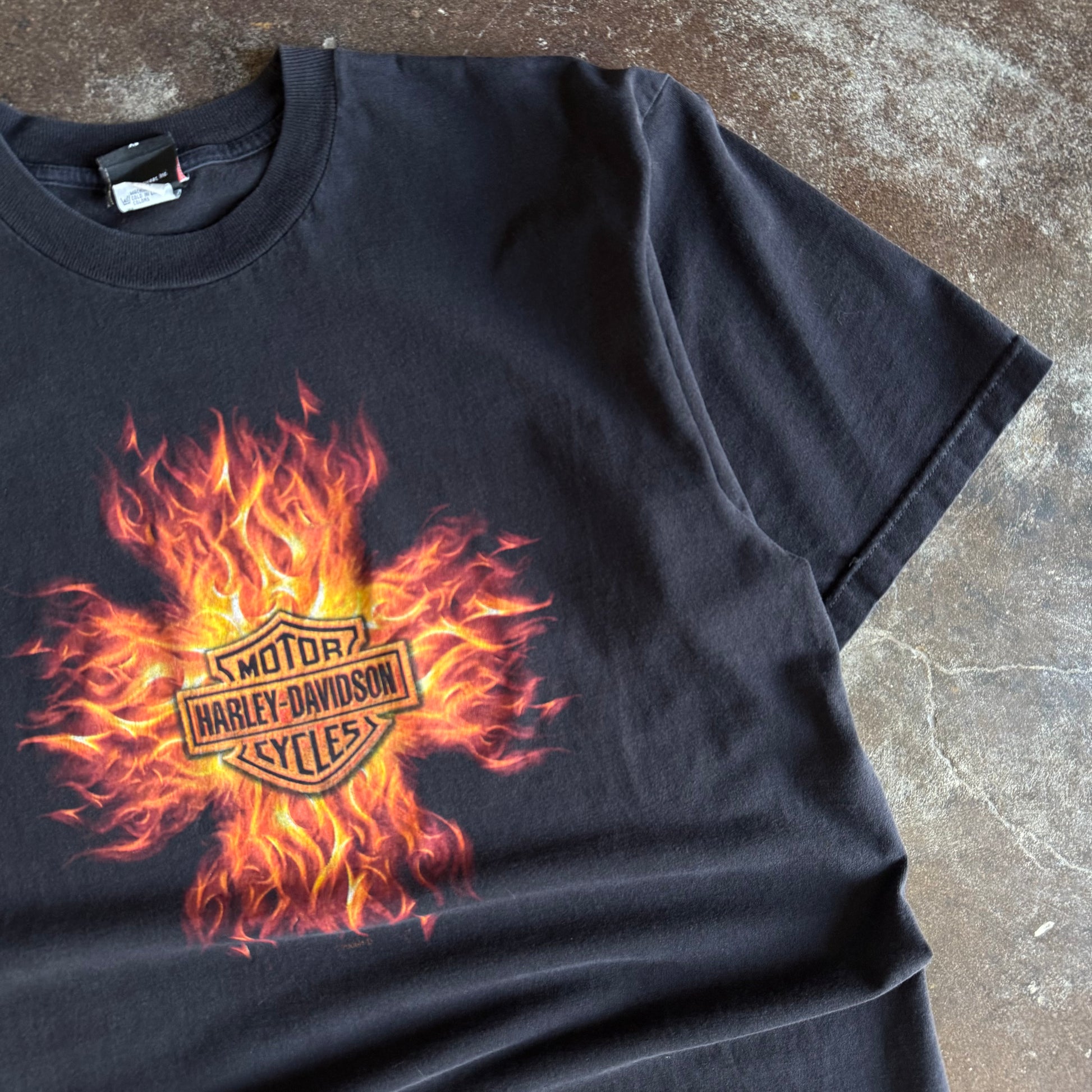 Y2K Harley Flaming Cross Emblem Cayman Tee (XL)