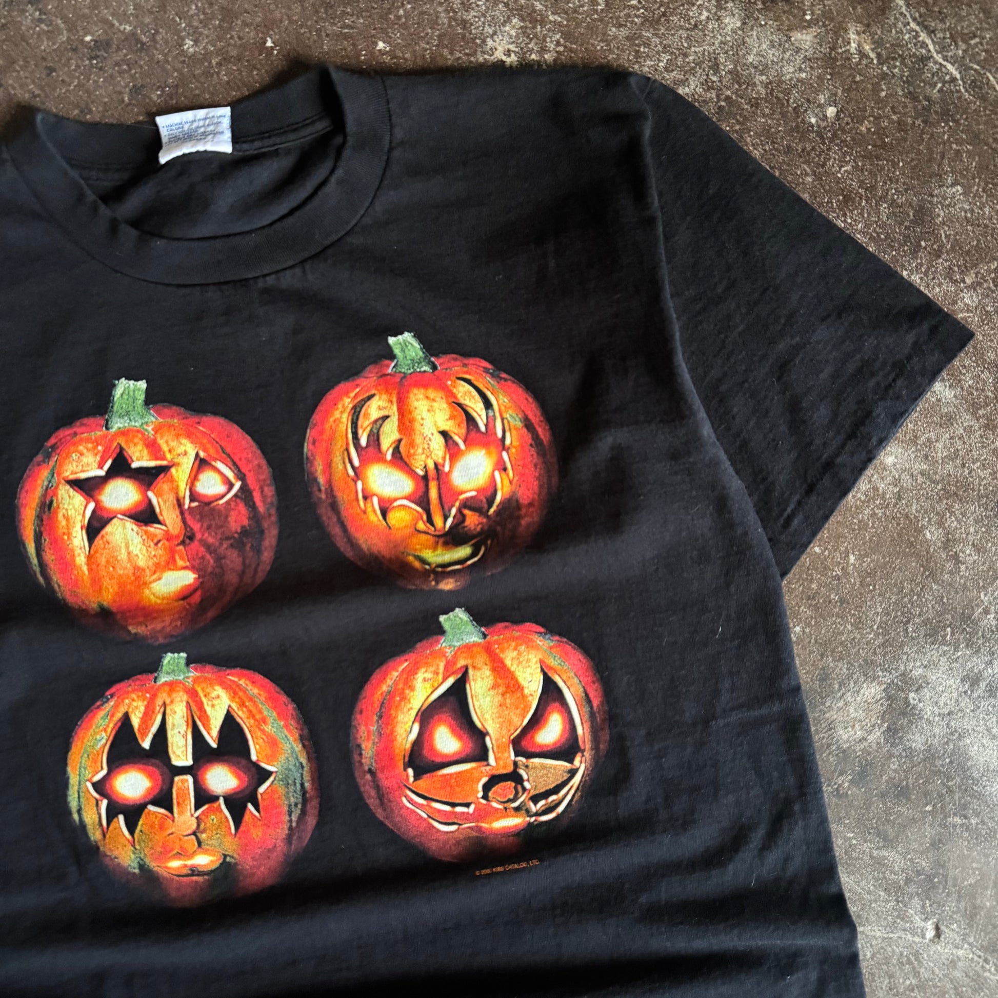 90’s Kiss Pumpkin Faces Band Tee (L)