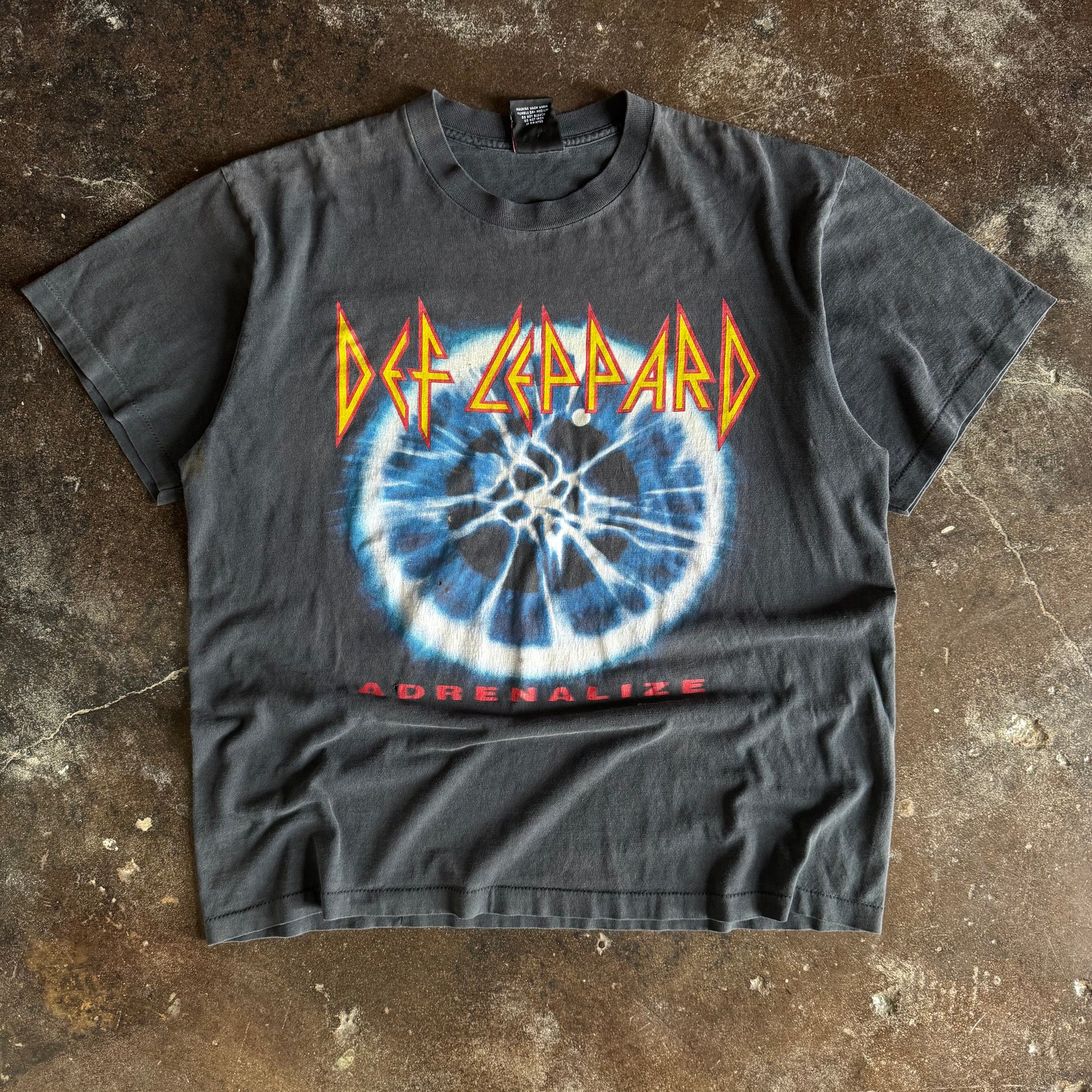 90’s Def Leppard Sun Faded Band Tour Tee (XL)
