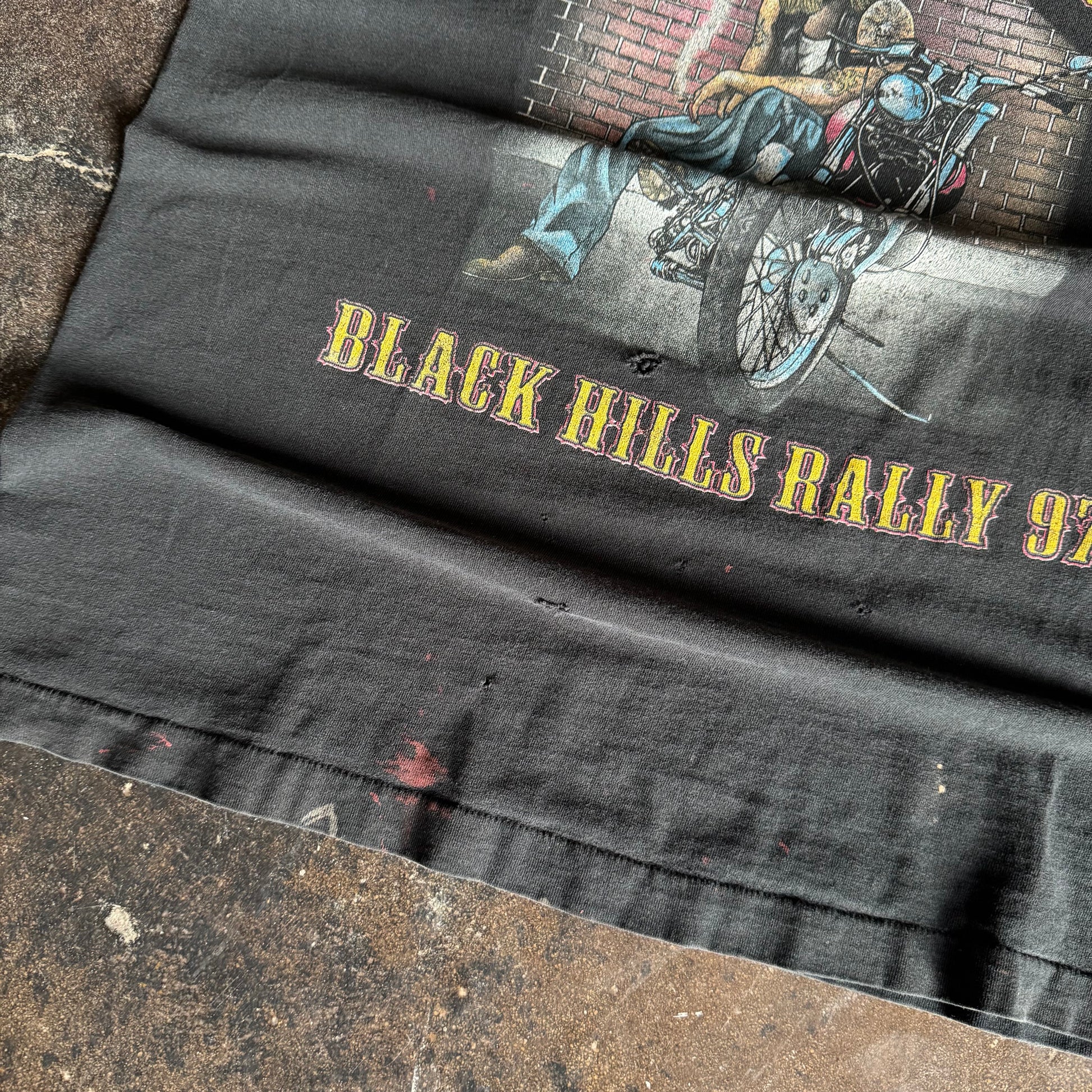 90’s Black Hills Sturgis Distressed Tee (XL)