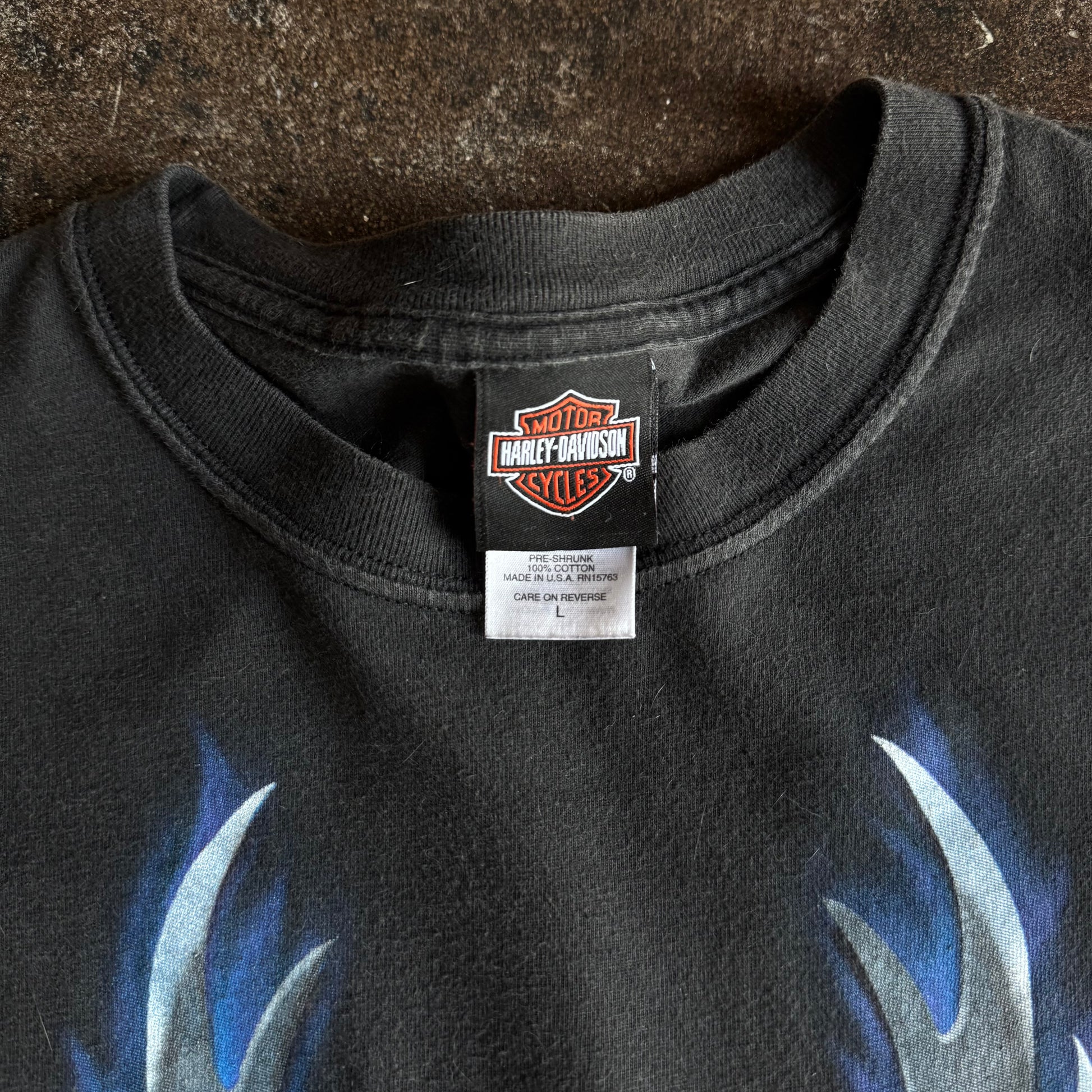 Tag detail on vintage Y2K Harley-Davidson flaming blades longsleeve