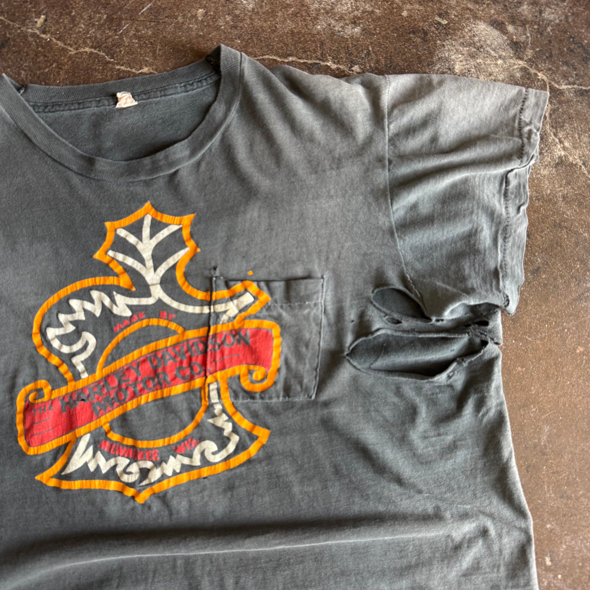 70’s Harley Logo Sun Faded Pocket Tee (L)