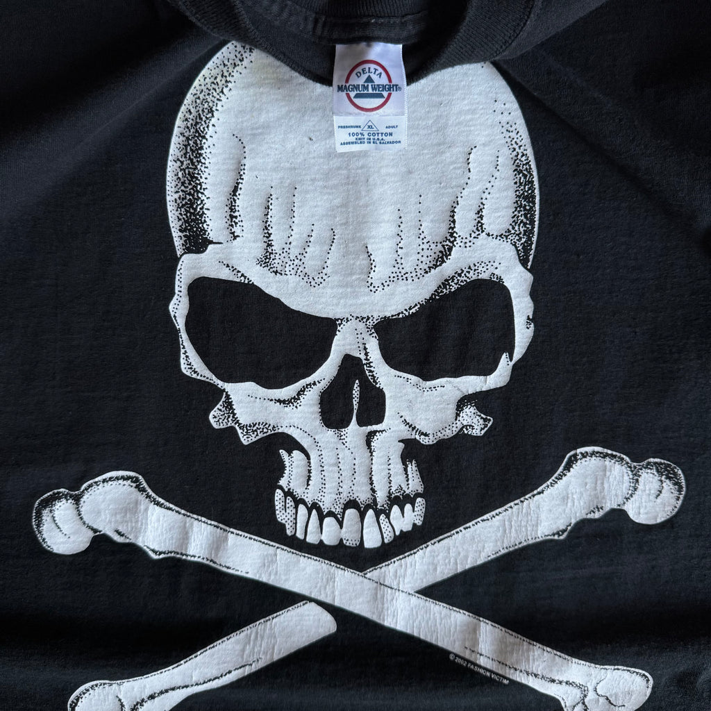 Y2K Fashion Victim Skull & Crossbones Tee (XL)