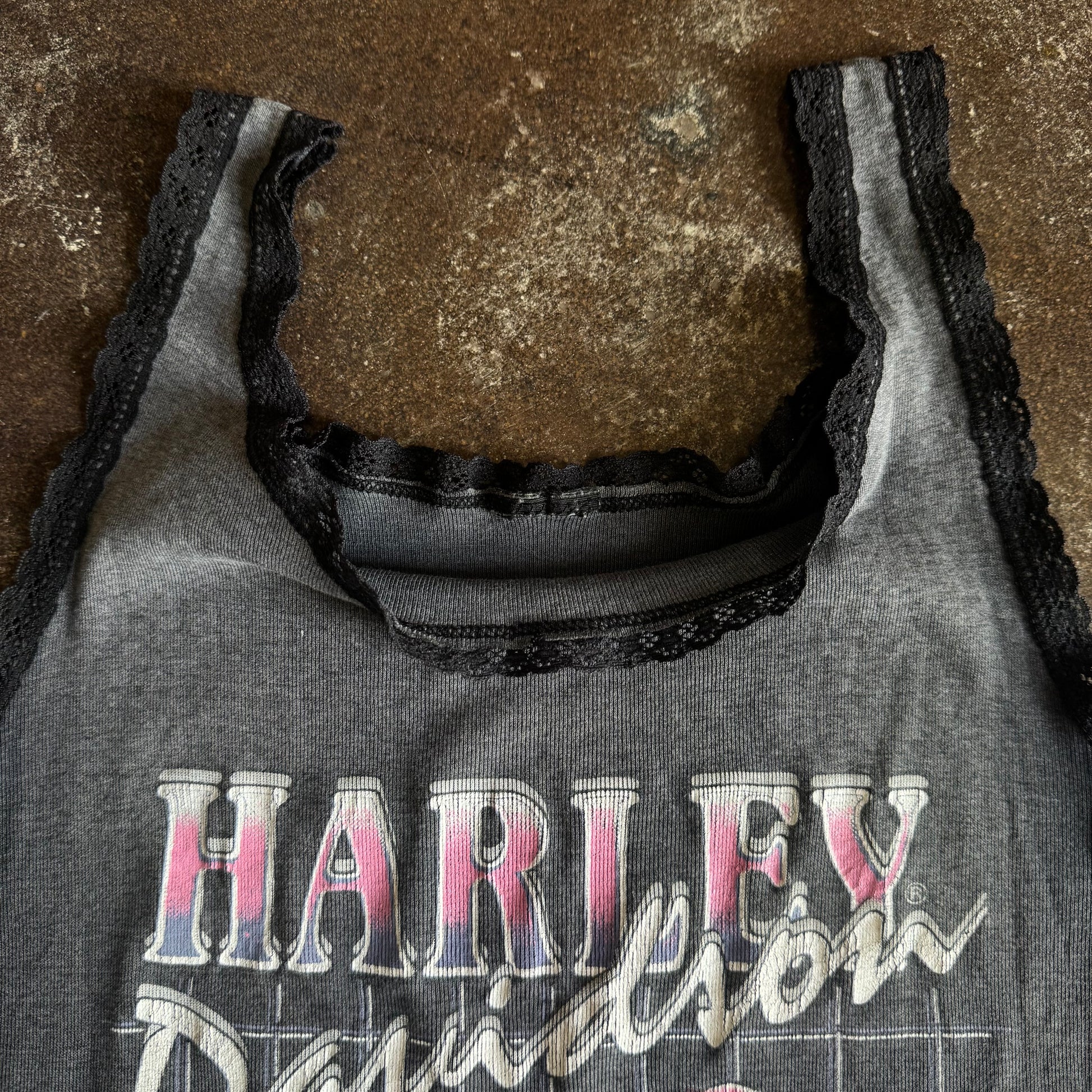 Tag detail on vintage 1980s Harley Davidson womens rose tank top
