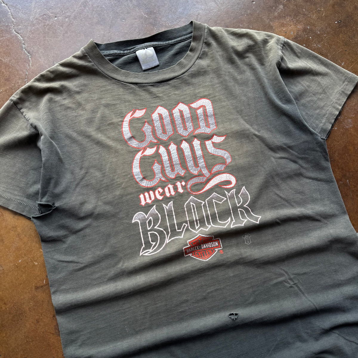90’s 3D Emblem Good Guys Sunfaded Tee (L)