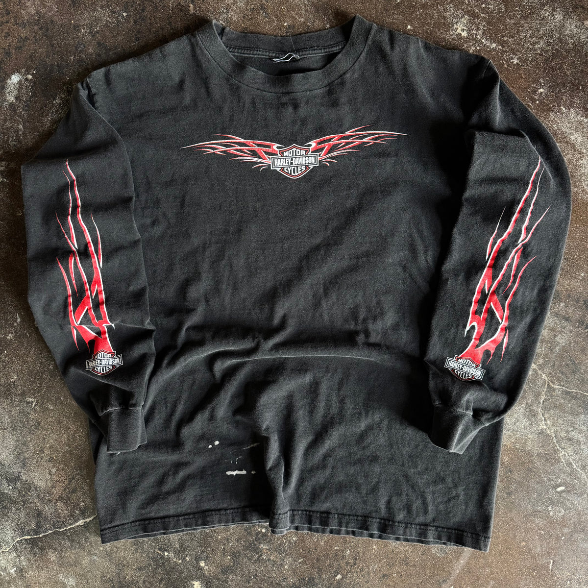Y2K Harley Davidson Red Tribal Flame Chi-Town Sleeve (XL)