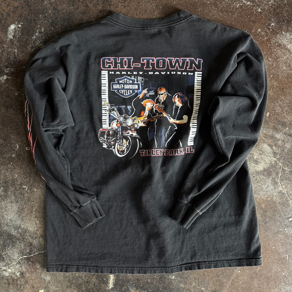 Y2K Harley Davidson Red Tribal Flame Chi-Town Sleeve (XL)