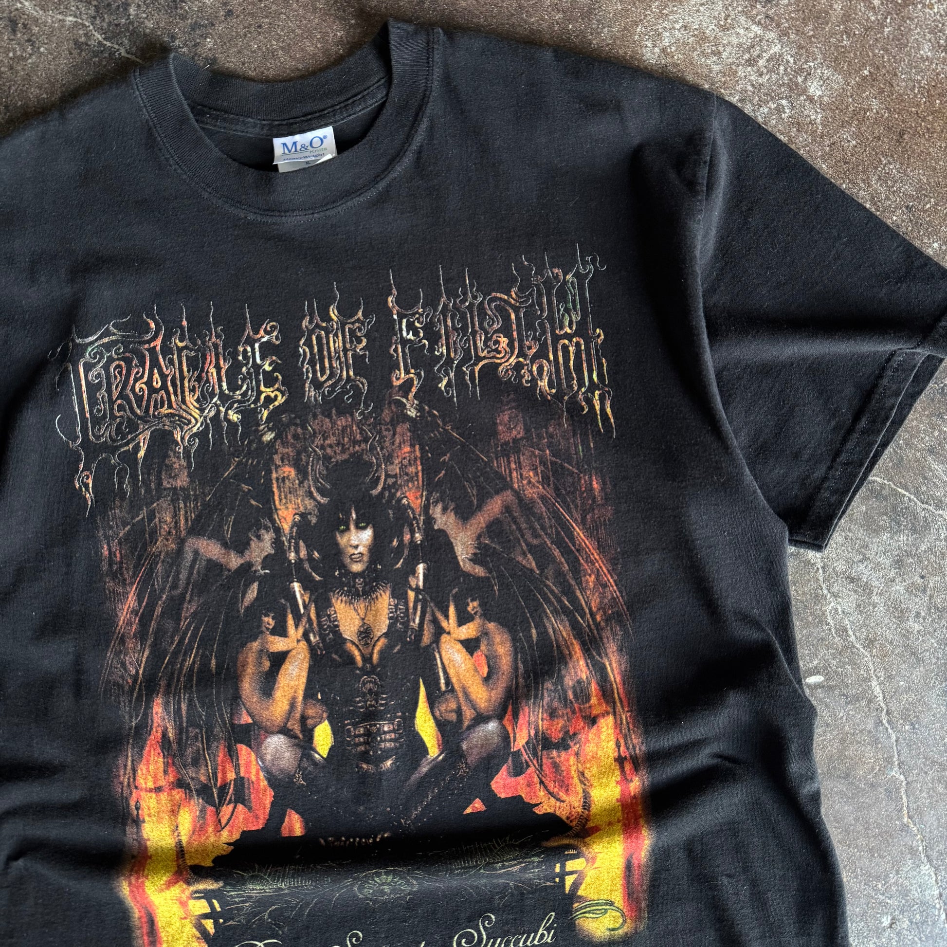 Y2K Cradle Of Filth Suites to Succubi Band Tee (XL)