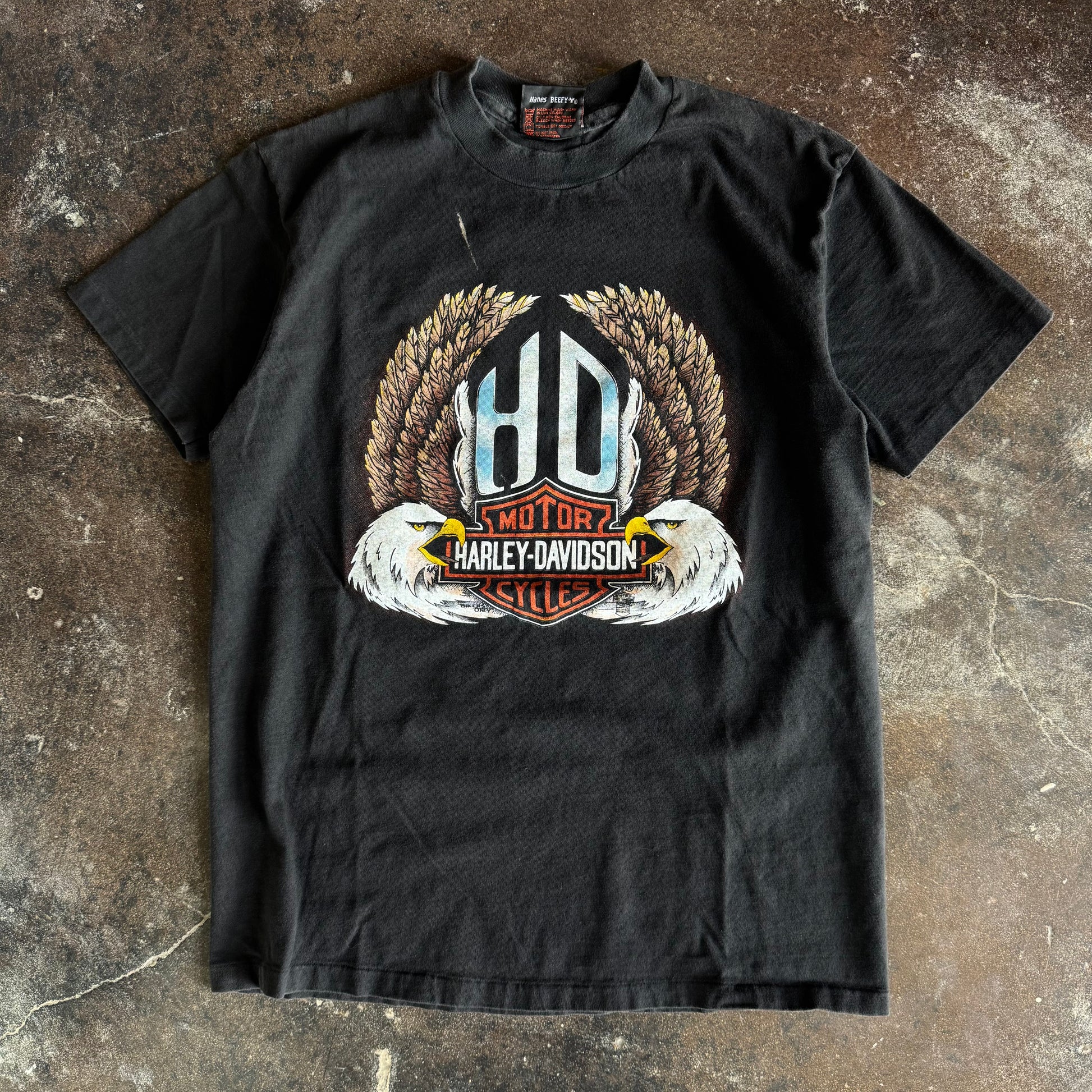 Vintage 1990s Harley-Davidson twin eagle emblem t-shirt with dual eagle graphic
