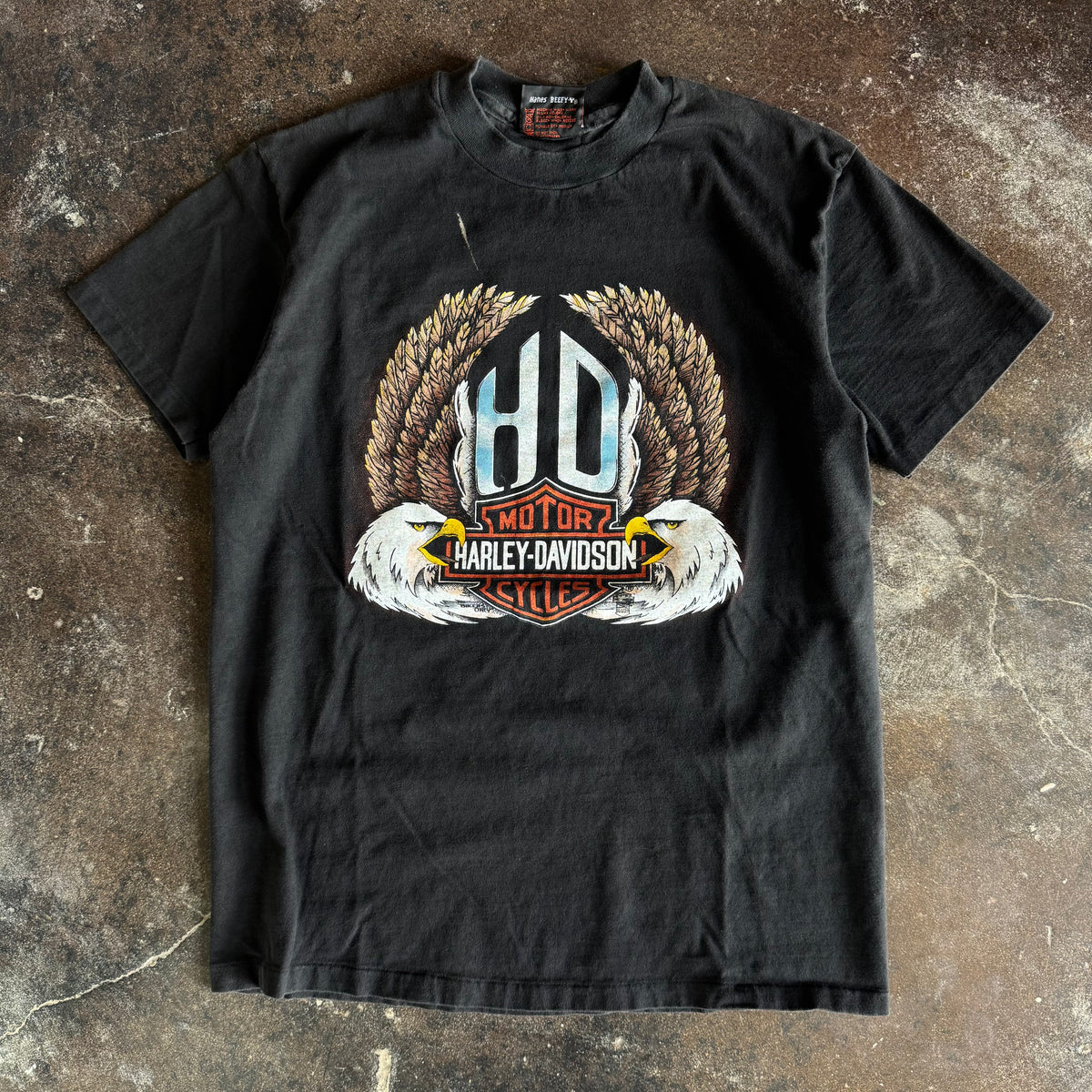 Vintage 1990s Harley-Davidson twin eagle emblem t-shirt with dual eagle graphic