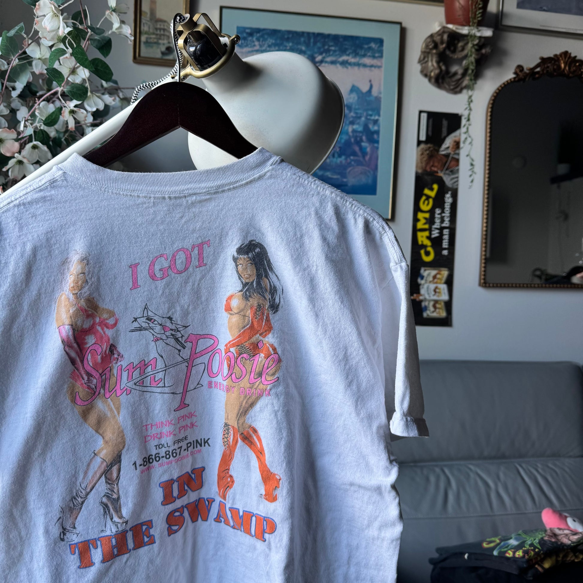 Y2K “Sum Poosie Energy Drink” MILF Tee Size L