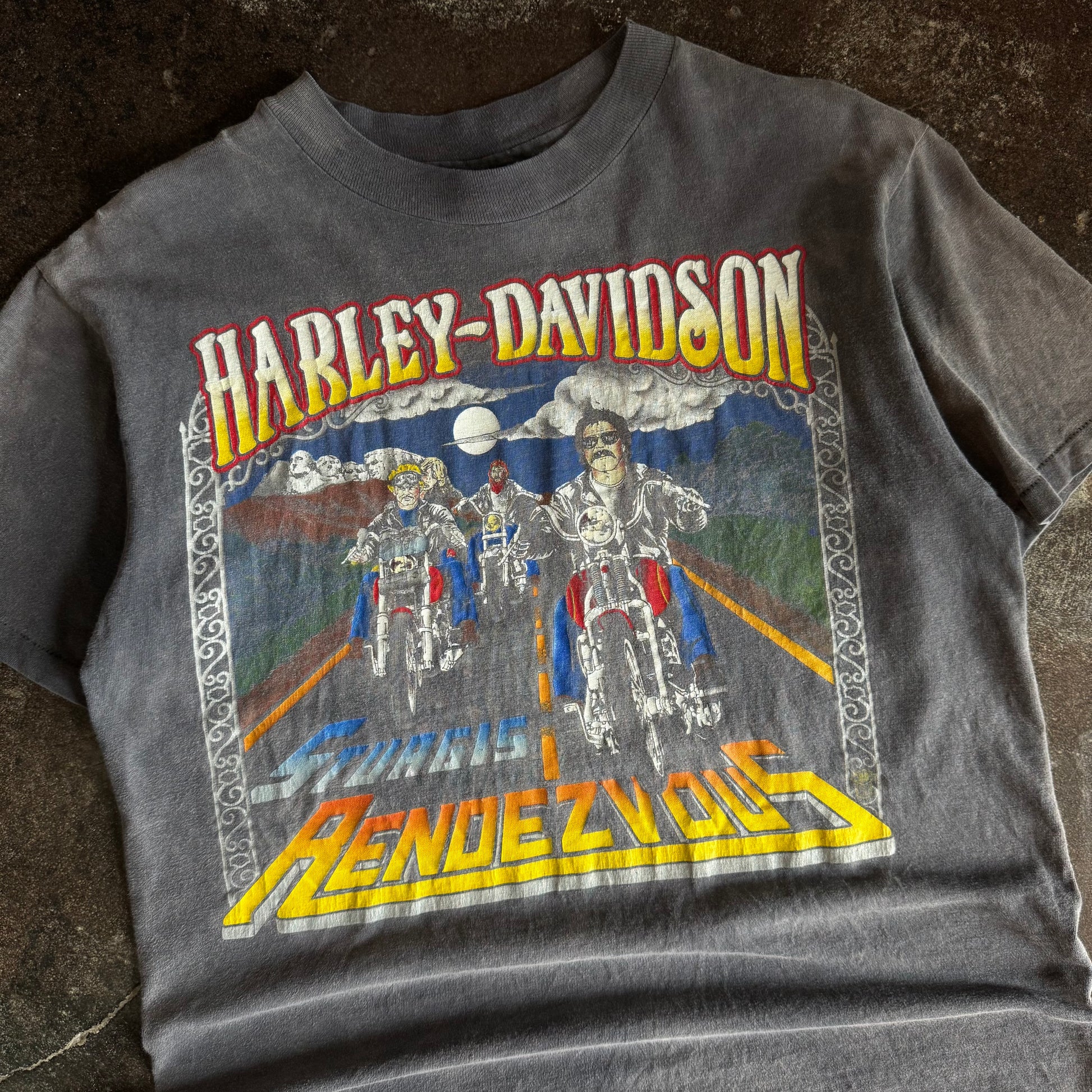 80’s Harley Rendezvous Black Hills Sun Faded Tee (L)