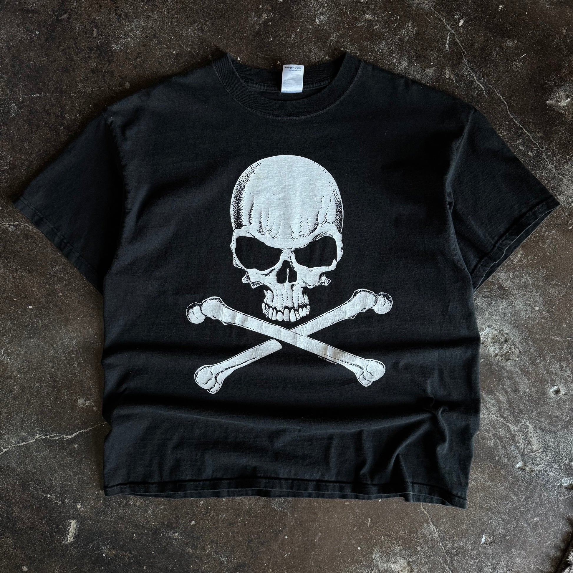 Y2K Fashion Victim Skull & Crossbones Tee (XL)