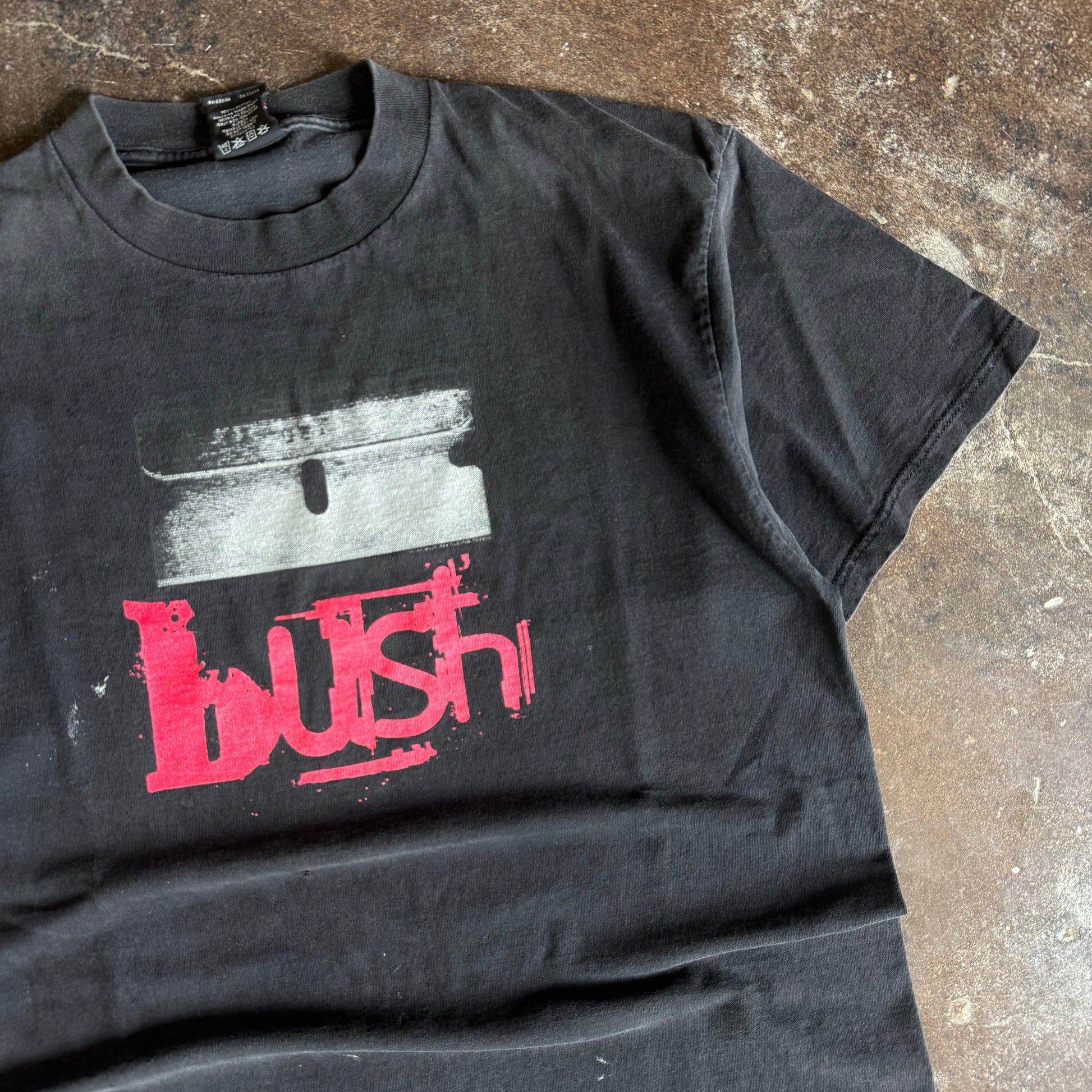 90’s Bush Razorblade Suitcase Band Tee (XL)