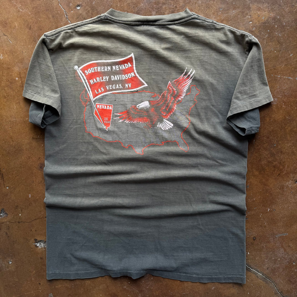 90’s 3D Emblem Good Guys Sunfaded Tee (L)