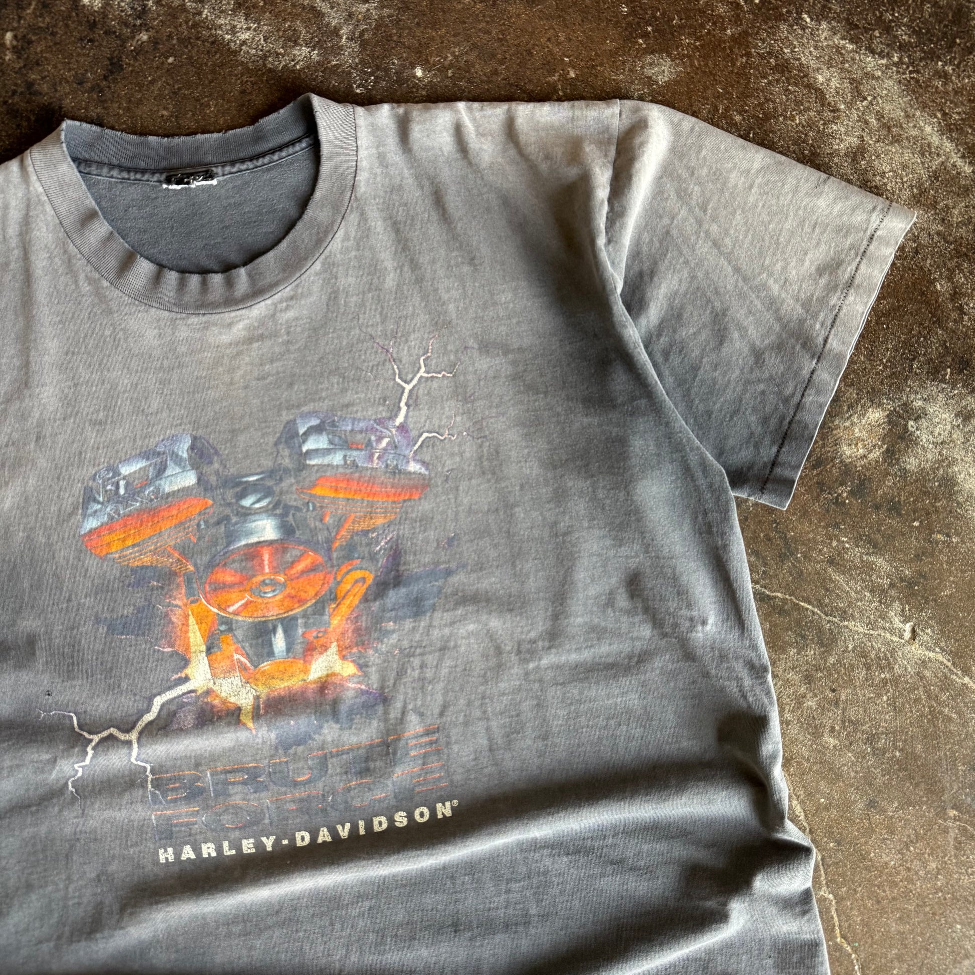 90’s Harley Brute Force Sun Faded Lightning Tee (XXL)