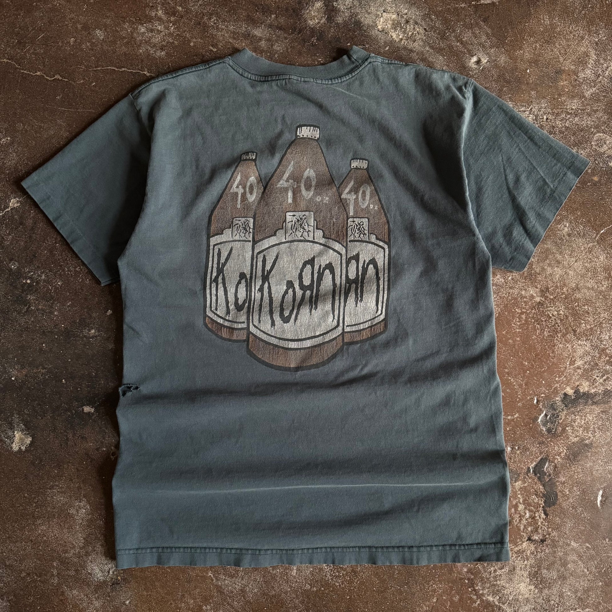 90’s Korn 40oz Bottle Band Tee (L)