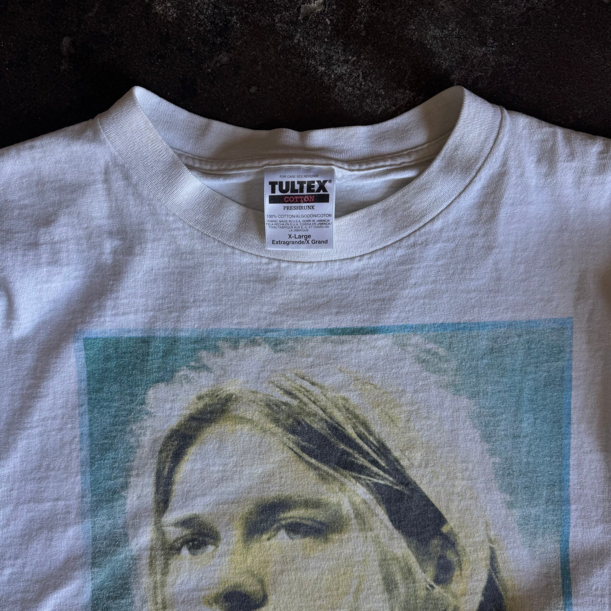 90’s Kurt Cobain Nirvana Memorial Painting Tee (XL)