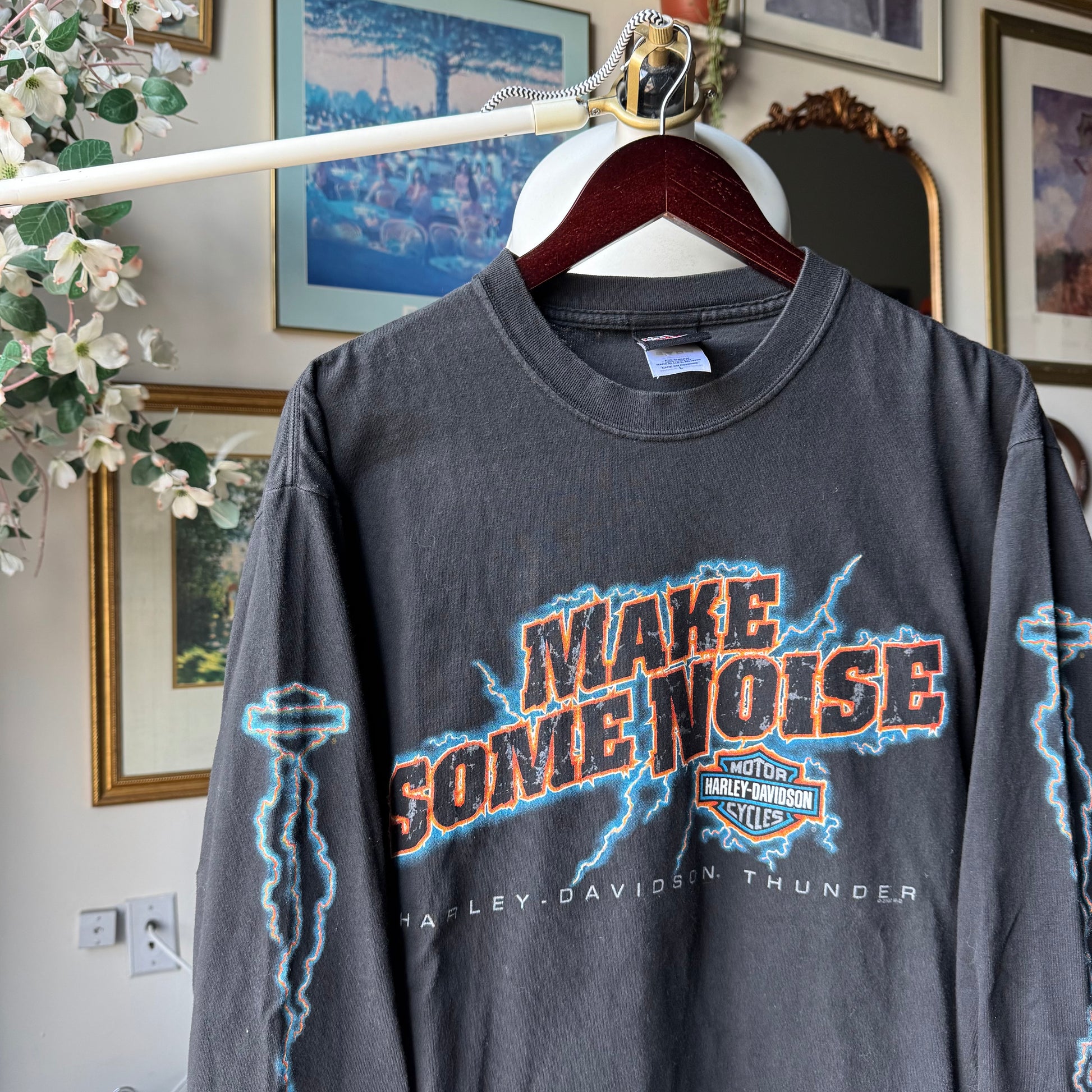 Y2K Harley Lightning “Make Some Noise” Longsleeve Tee Size L