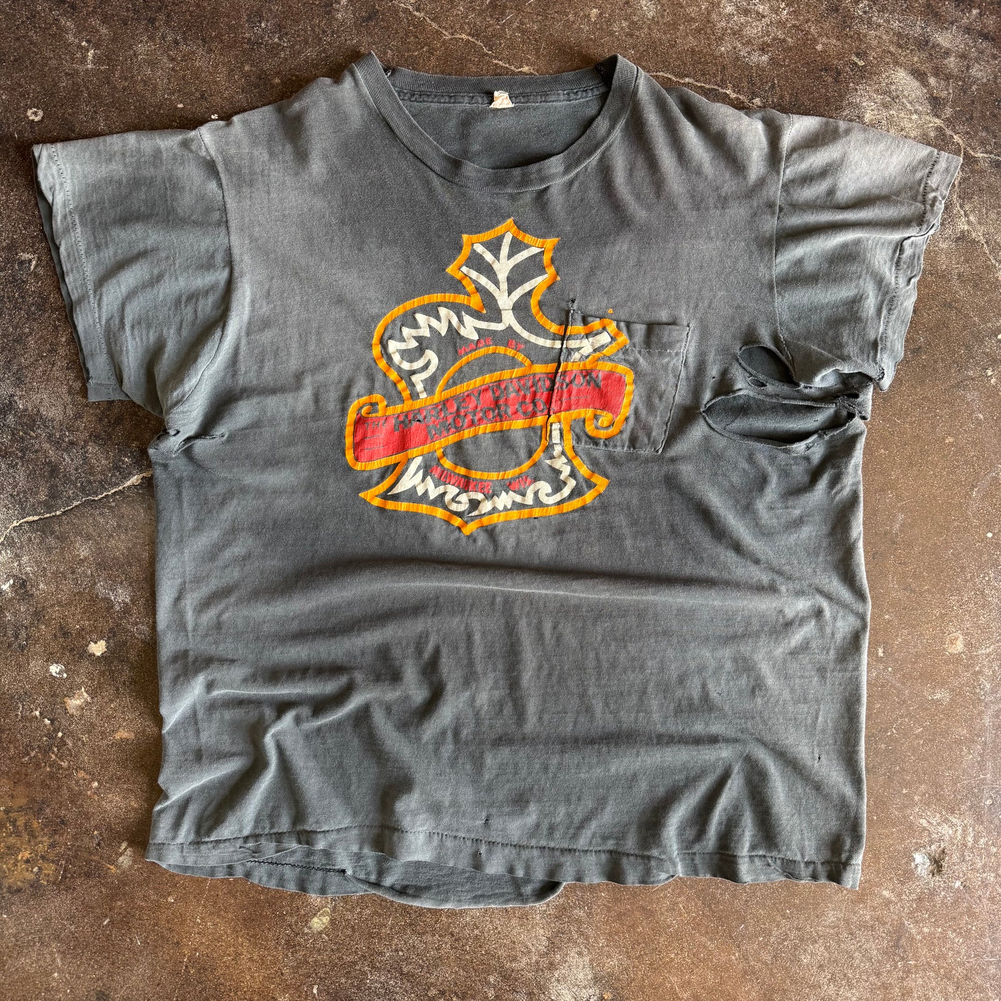 70’s Harley Logo Sun Faded Pocket Tee (L)