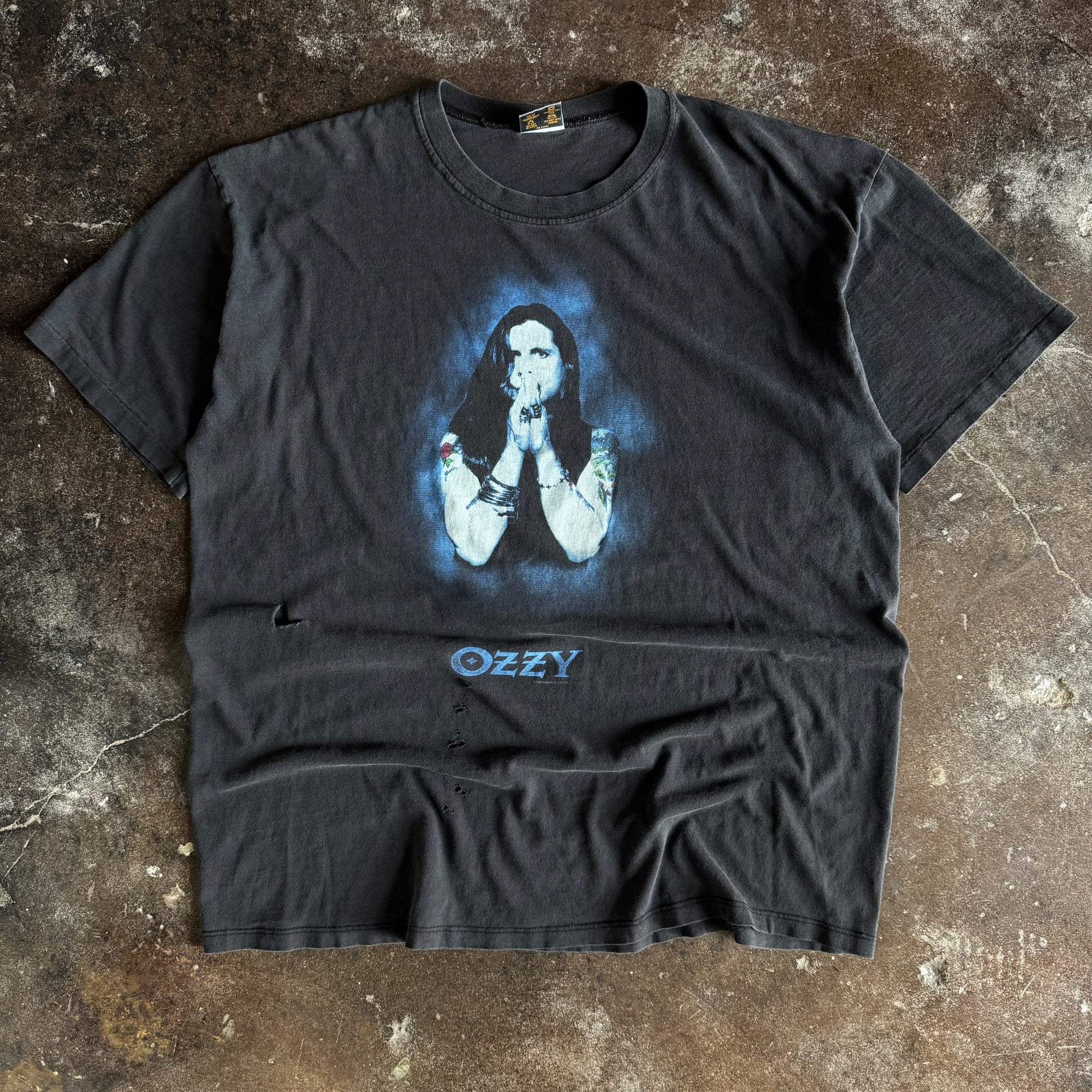 90’s Ozzy Osbourne NYE Sun Faded Band Tee (XL)
