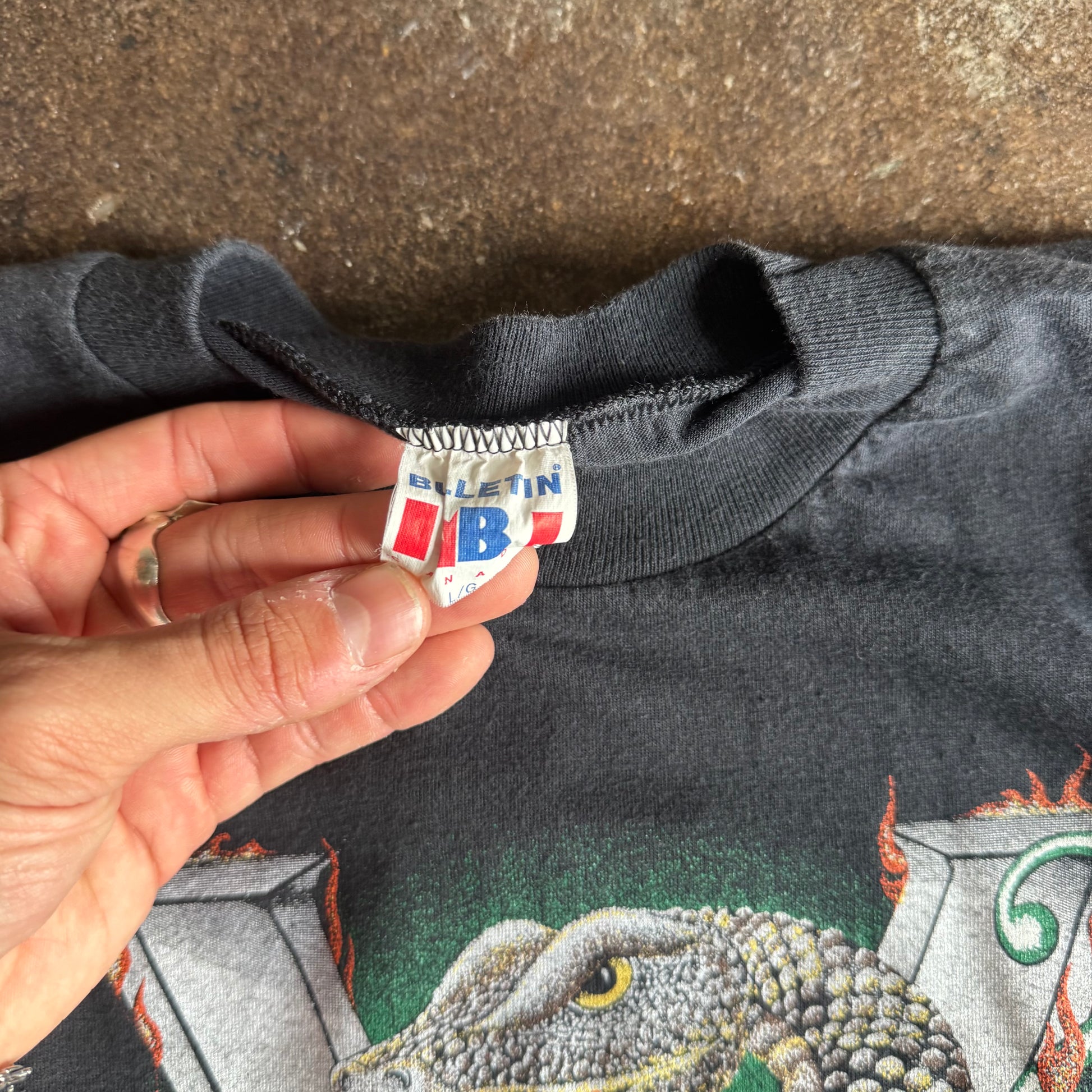 80’s Harley Davidson Canadian 3D Emblem “Evolution” Snake Tee (L)