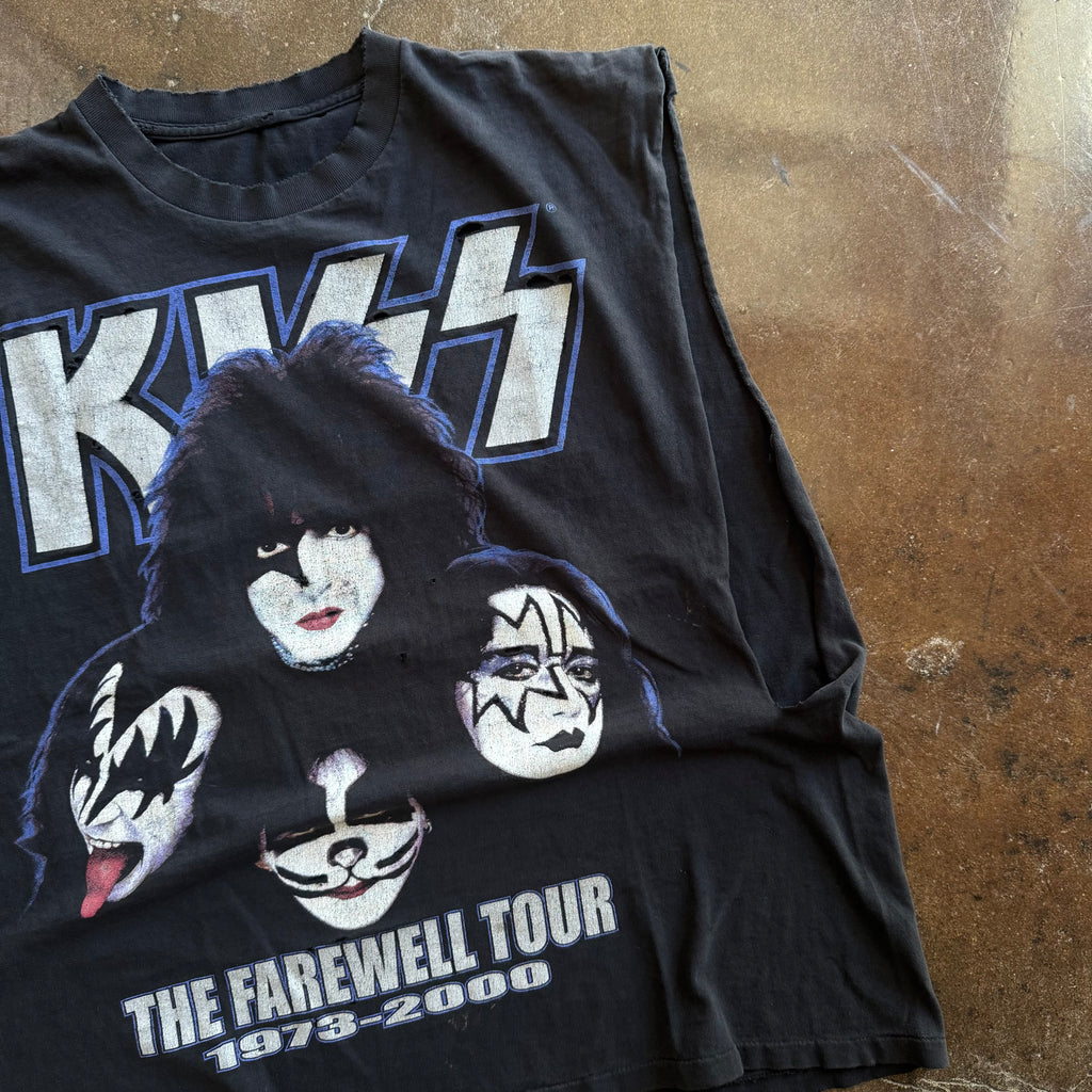 ‘00 Kiss Legends Never Die Distressed Cut Off Tee (XL)