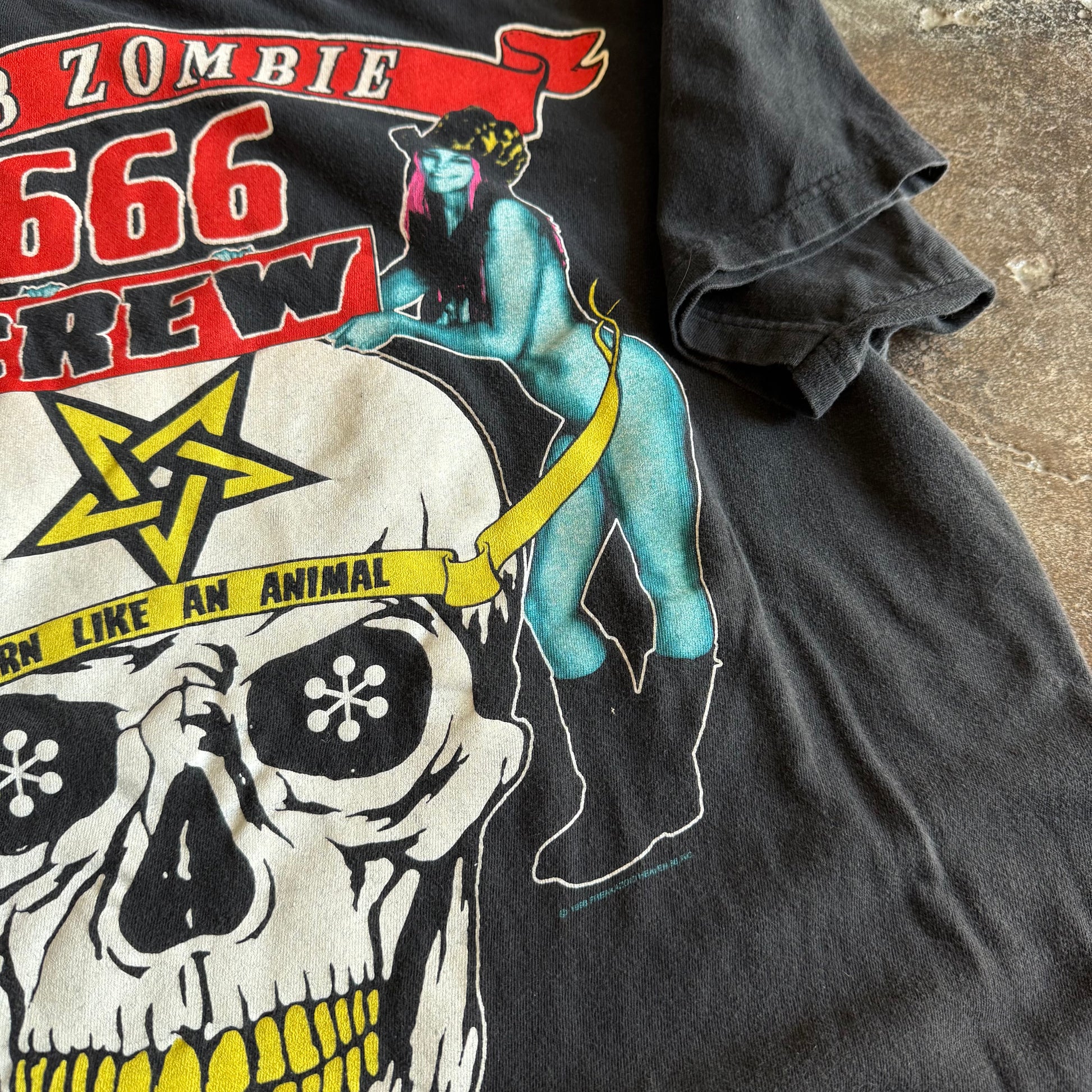 90’s Rob Zombie Dragula 666 Crew Tee (XL)