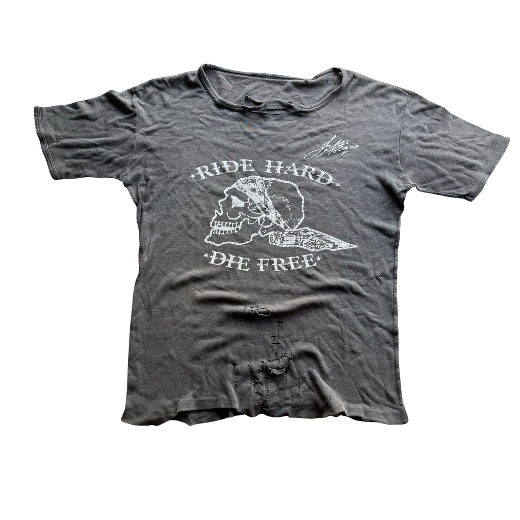 80’s Ride Hard Die Free England Distressed Tee Size M