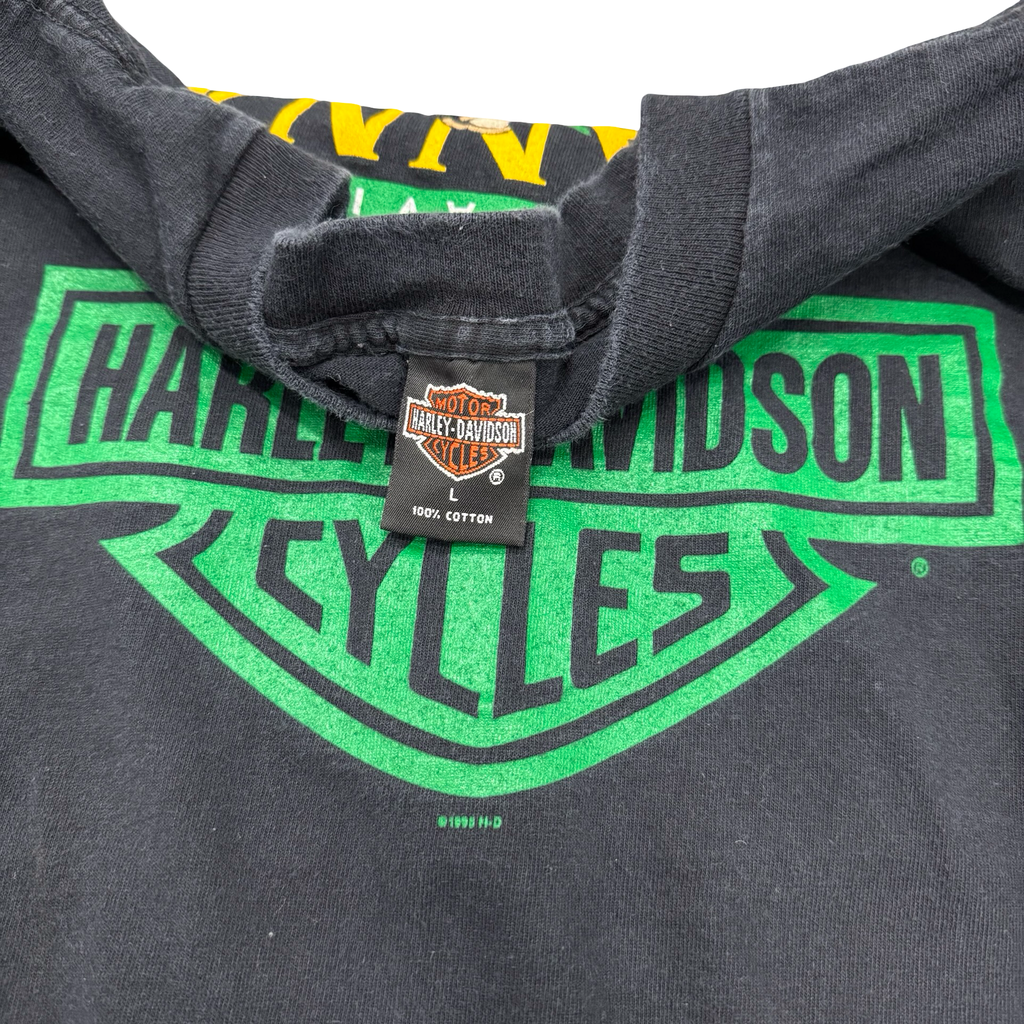 90’s RARE St Patrick’s Day Rainbow Longsleeve Tee Size L