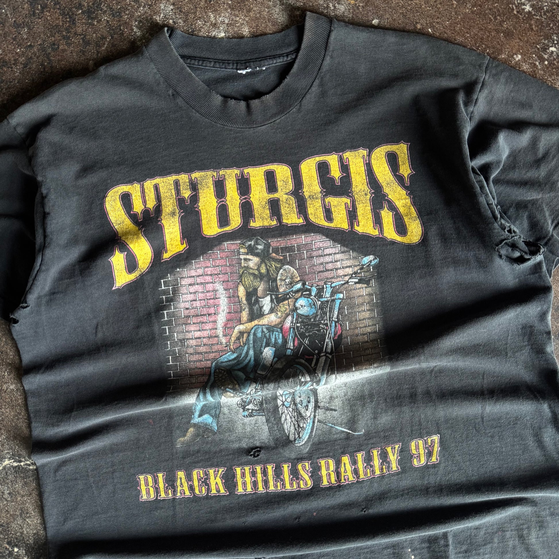 90’s Black Hills Sturgis Distressed Tee (XL)