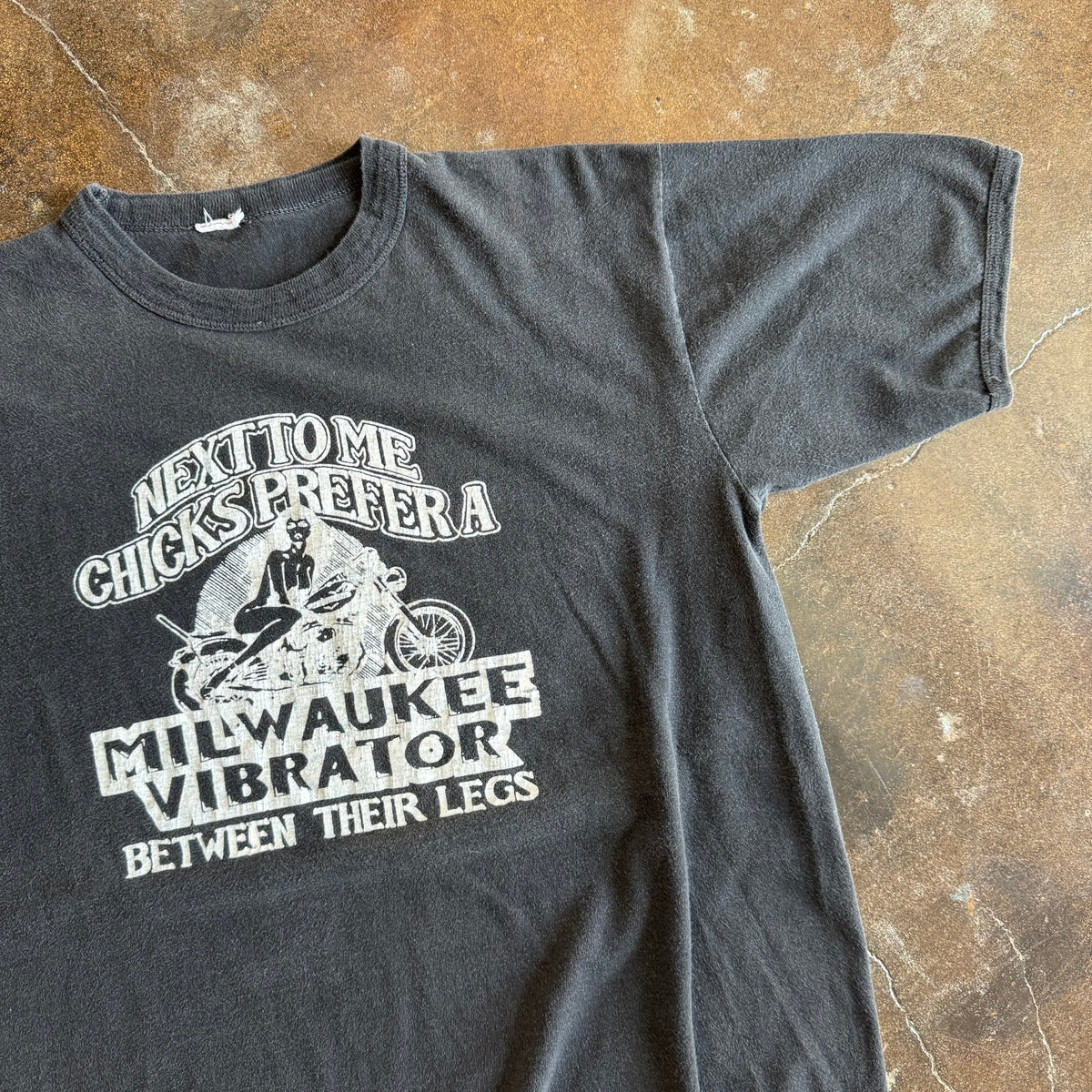 80’s Harley Milwaukee Vibrator Berlin Tee (L)