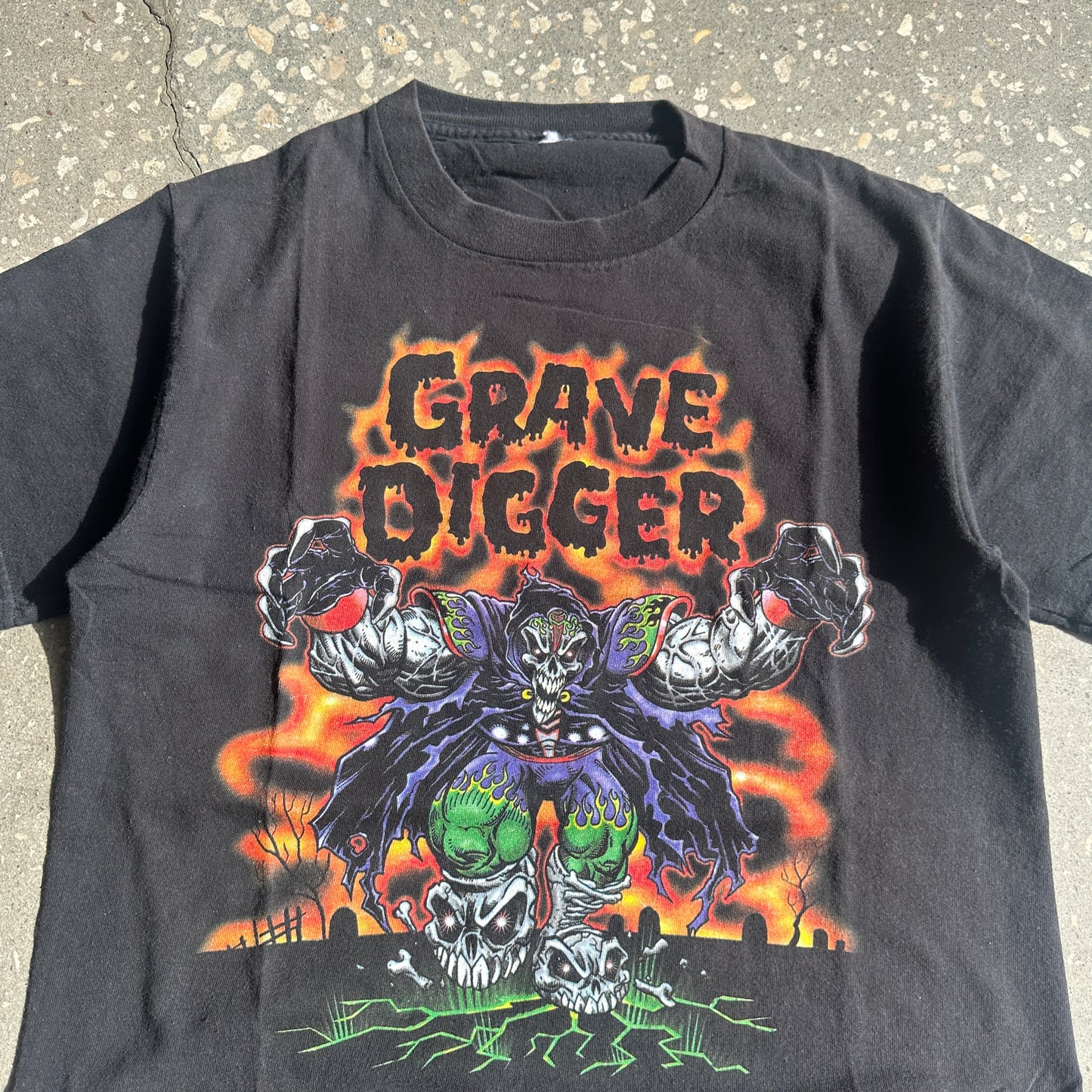 Y2K Grave Digger Flame Monster Truck Tee (Minimal-Wear)