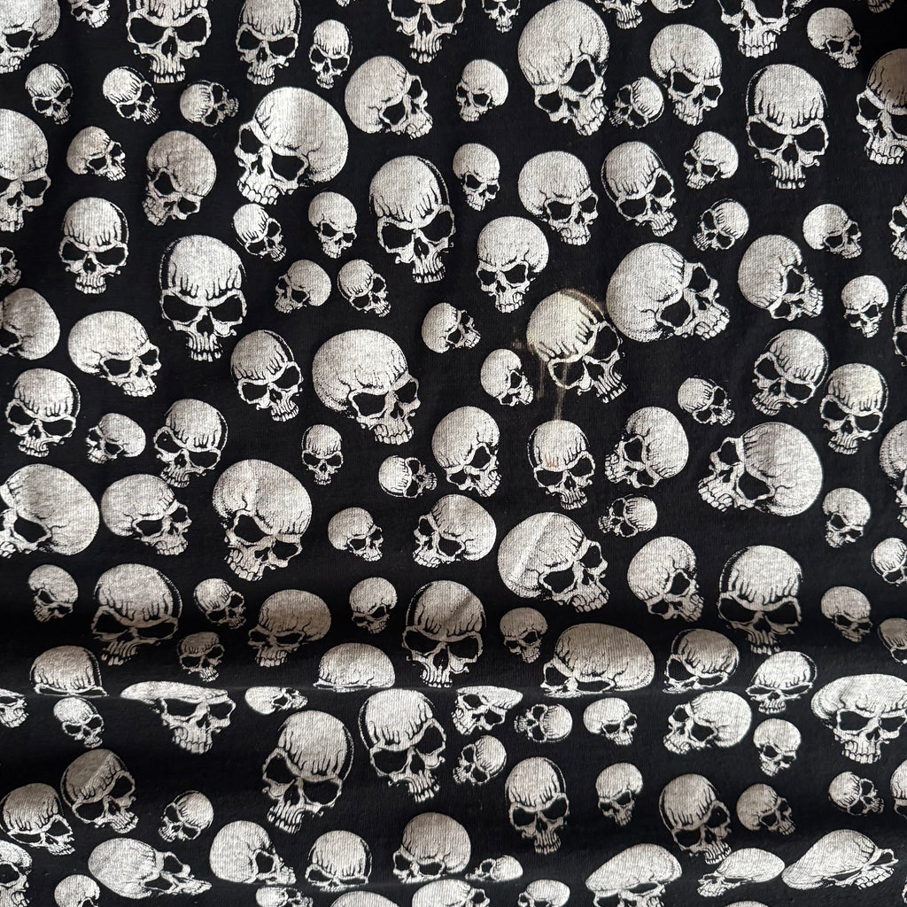 90’s Fashion Victim Skull Pile AOP Tee (XL)