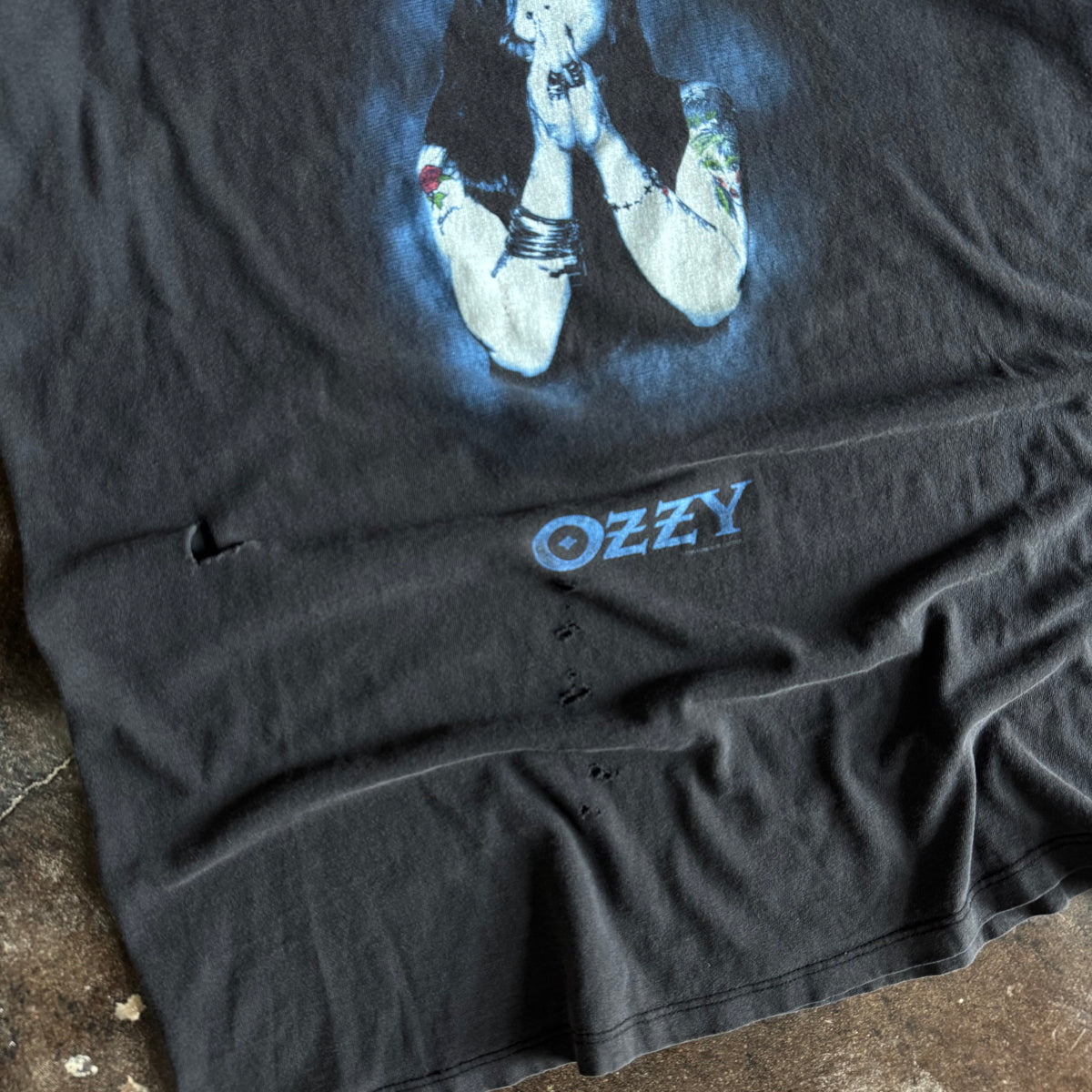 90’s Ozzy Osbourne NYE Sun Faded Band Tee (XL)