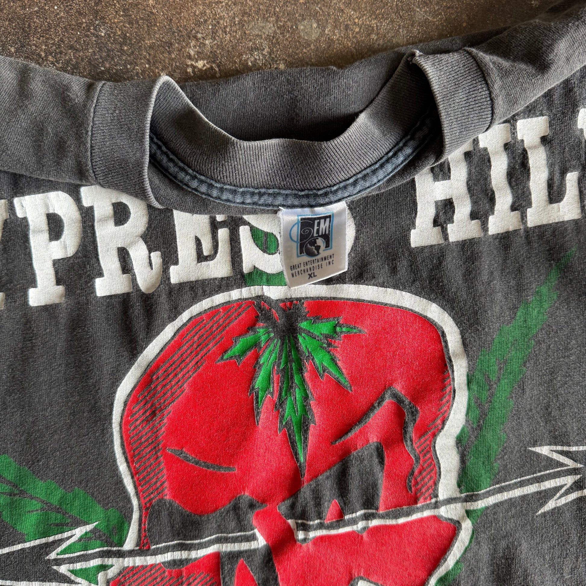 90’s Cypress Hill Marijuana Leaf Band Longsleeve (XL)