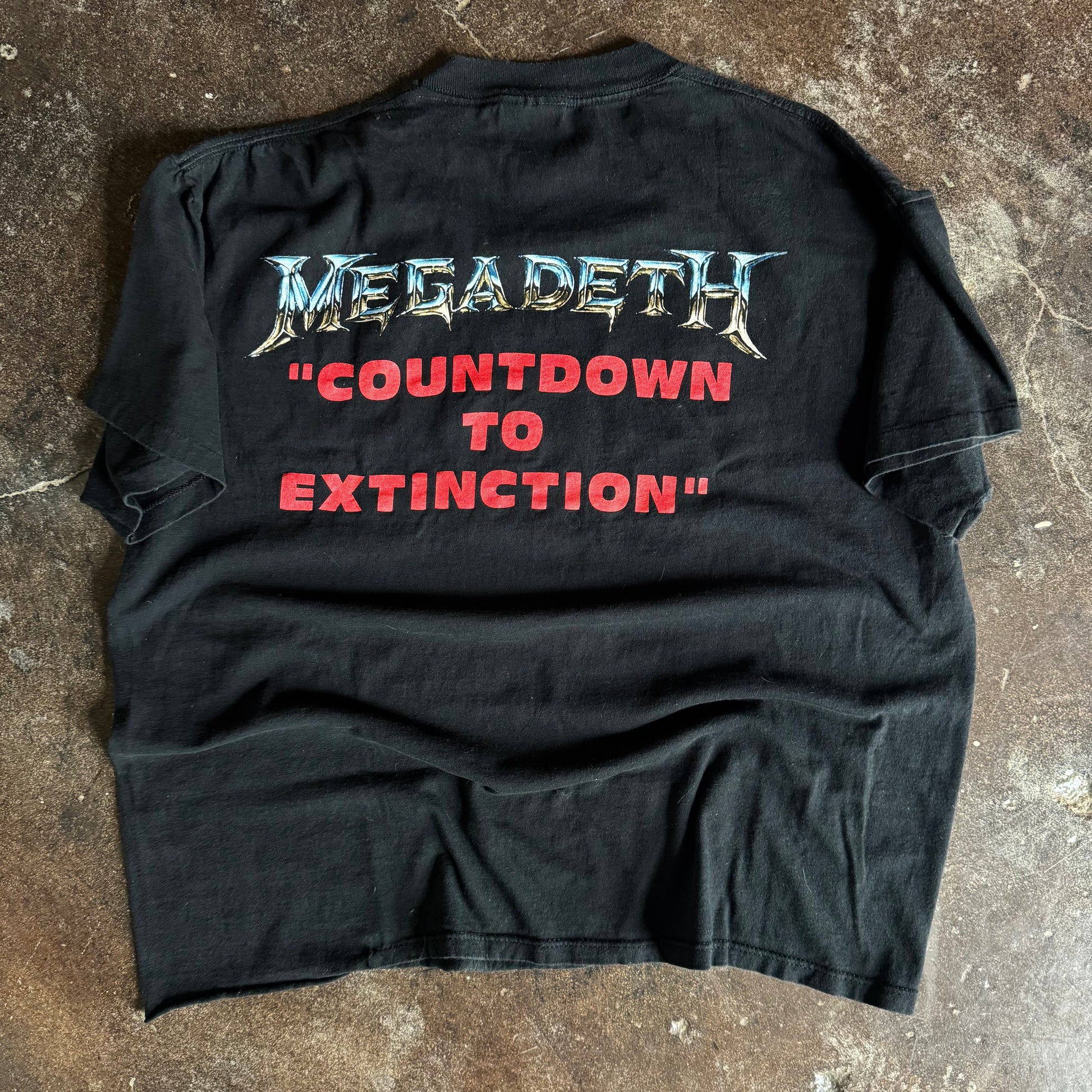 90’s Megadeth Countdown to Extinction Band Tee (L/XL)