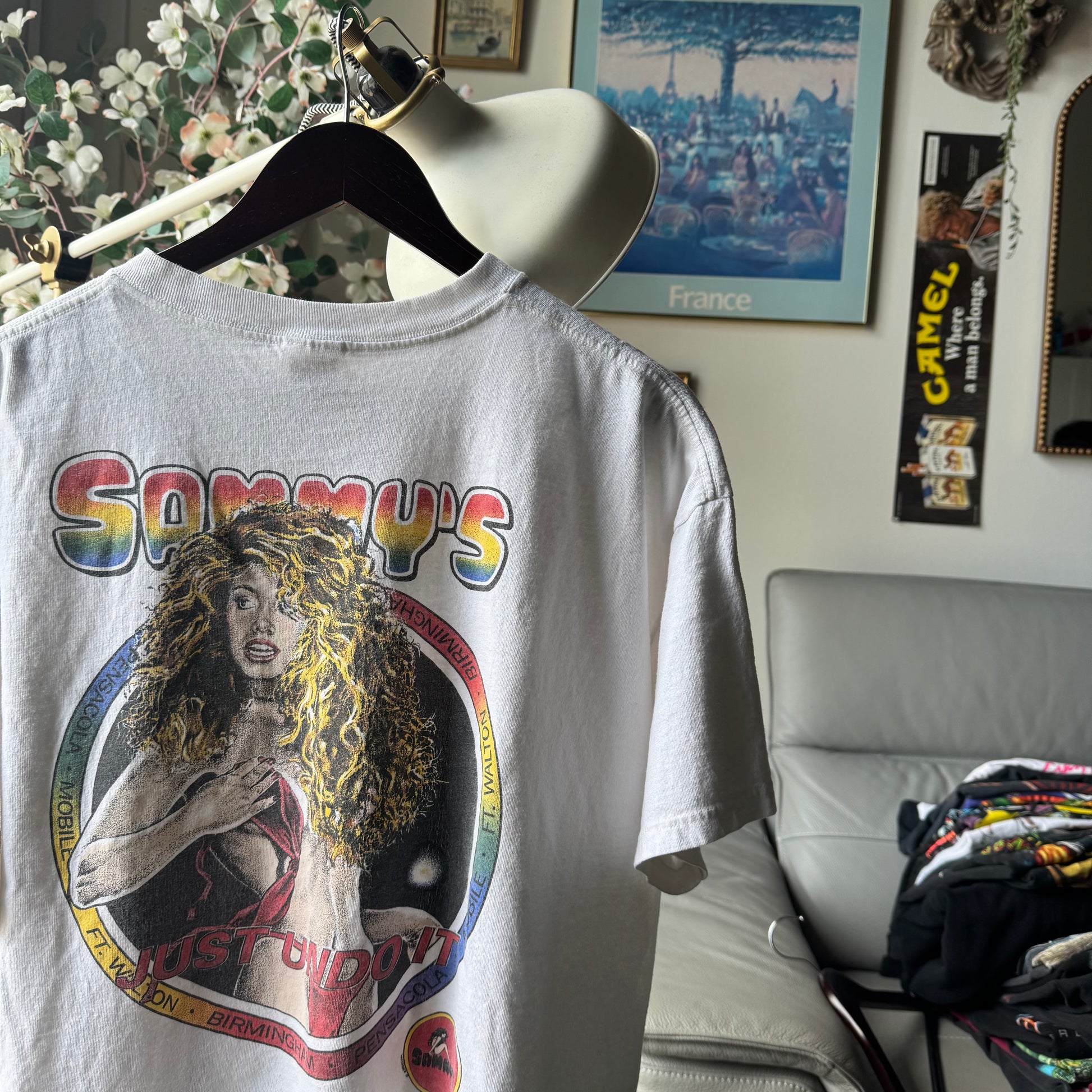 Y2K Sammy’s “Just Undo It” MILF Tee Size XL